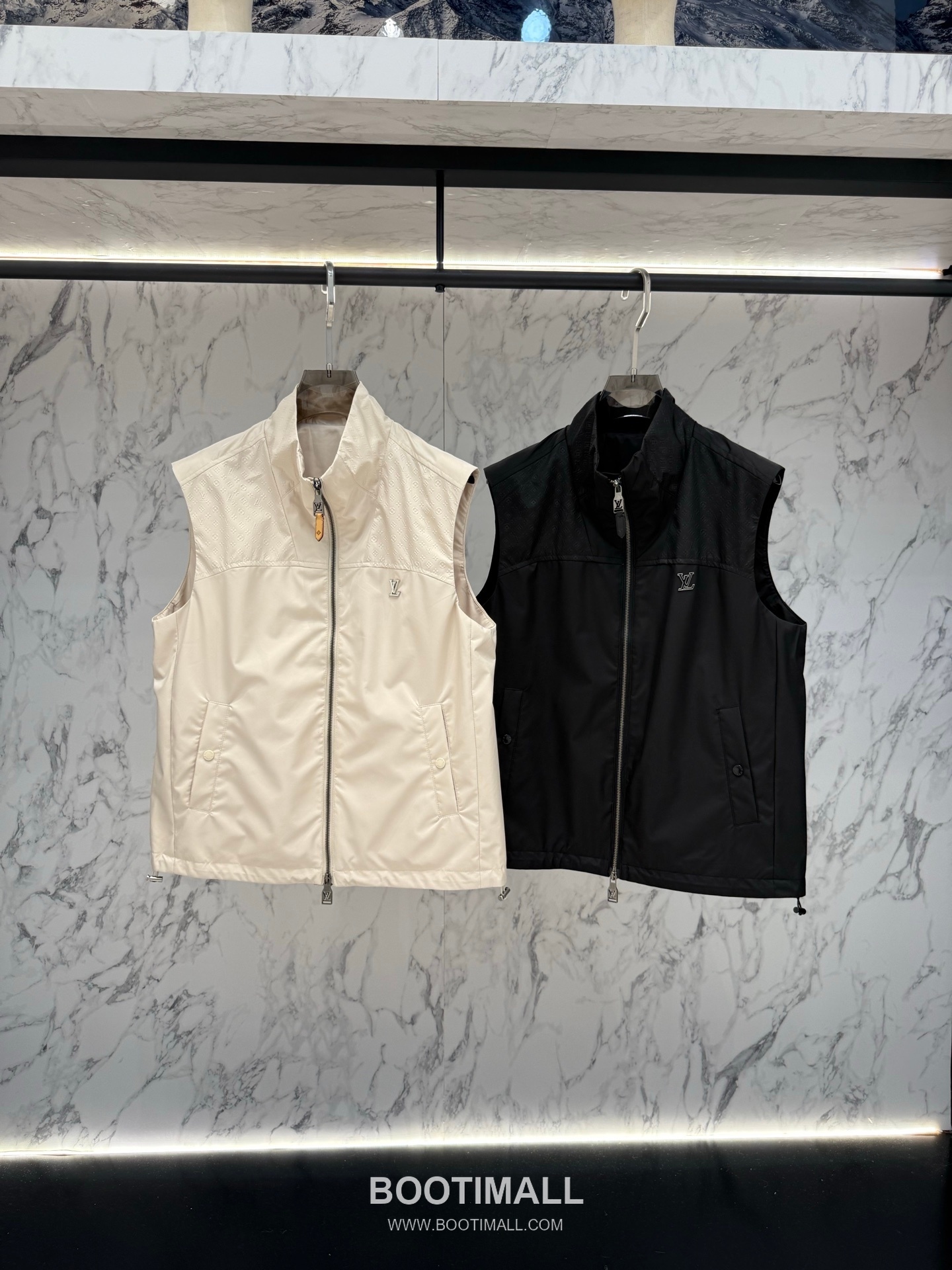 Louis Vuitton Monogram Hooded Jacket Black 루이비통 모노그램 후드 재킷 블랙 2