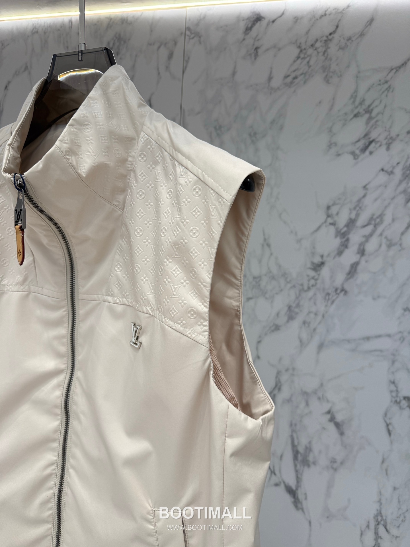 Louis Vuitton Monogram Hooded Jacket Black 루이비통 모노그램 후드 재킷 블랙 4