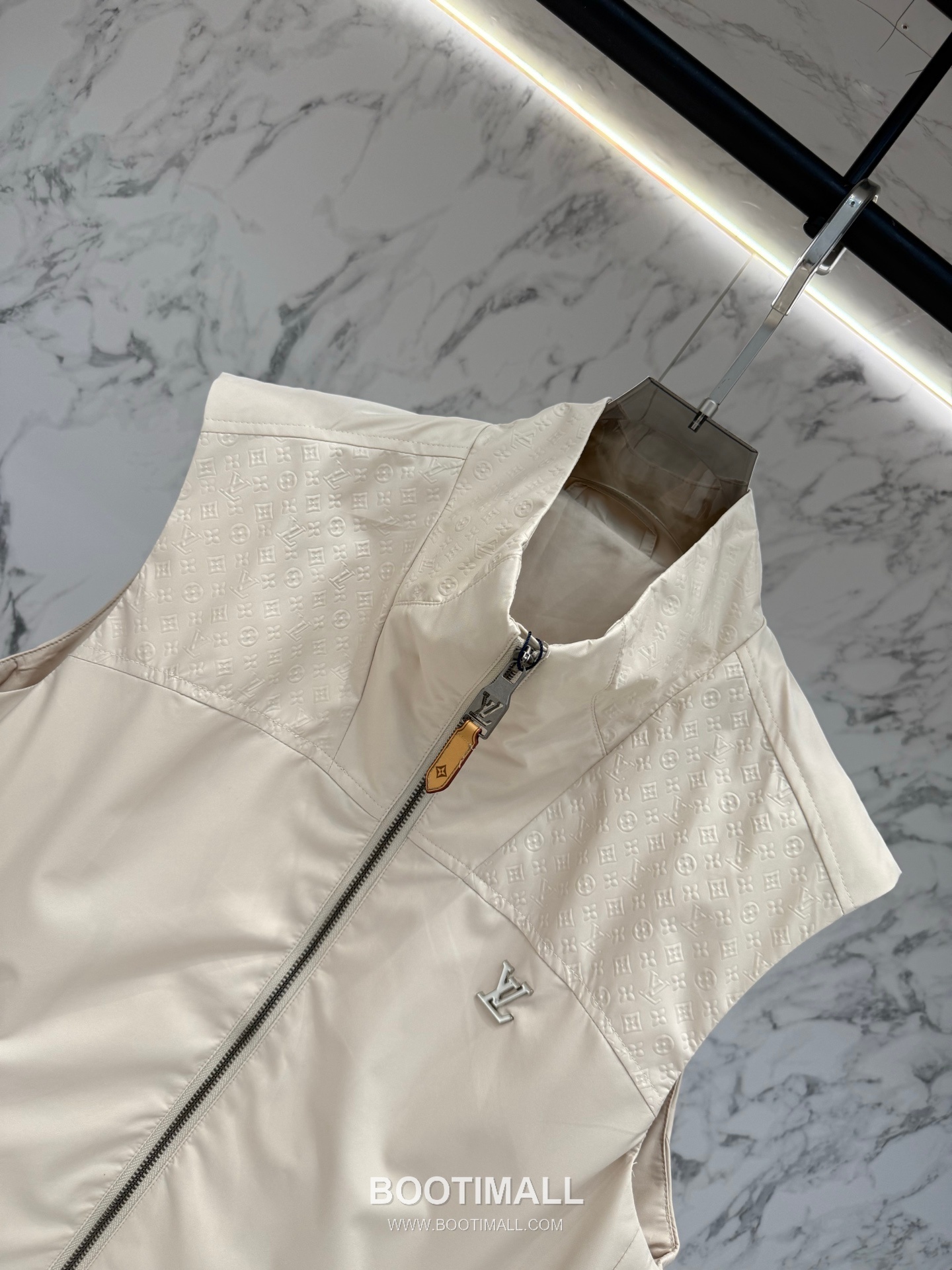 Louis Vuitton Monogram Hooded Jacket Black 루이비통 모노그램 후드 재킷 블랙 7