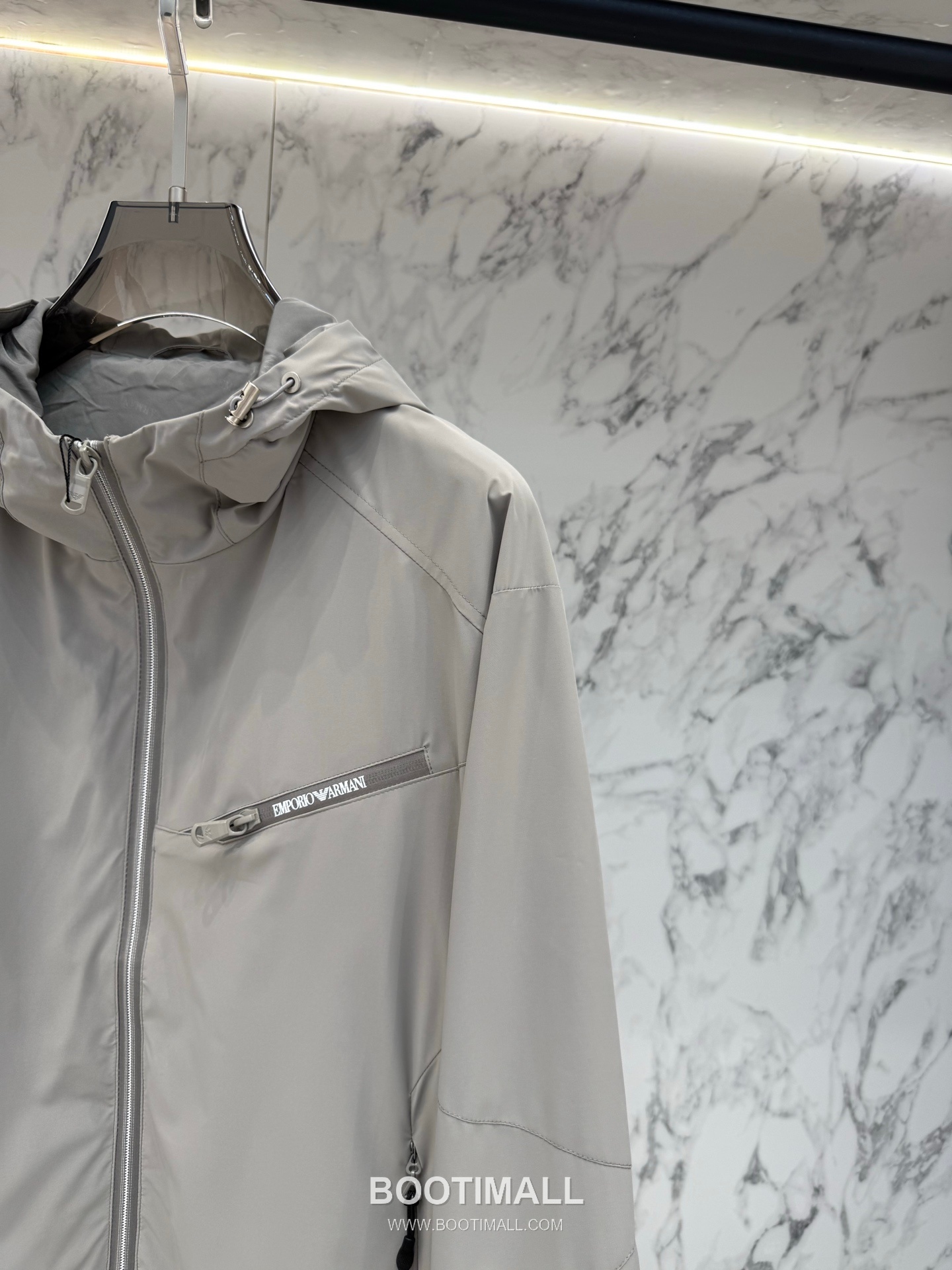 Prada SS26 Structured Tailored Lightweight Jacket 프라다 SS26 구조적 테일러드 라이트 재킷 6