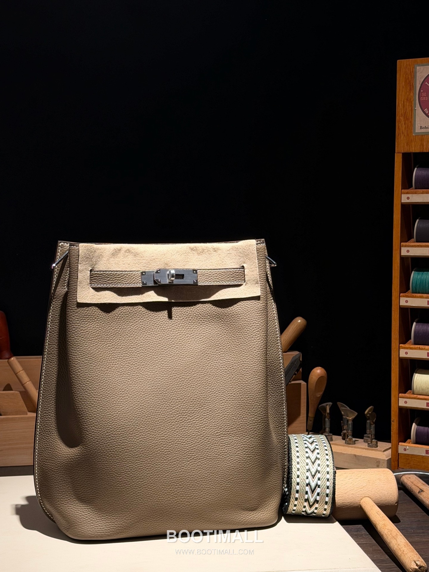 Hermes So Kelly 22 Togo Leather Etoupe Shoulder Bag 에르메스 소 켈리 22 토고 가죽 에토프 숄더백 22cm 1
