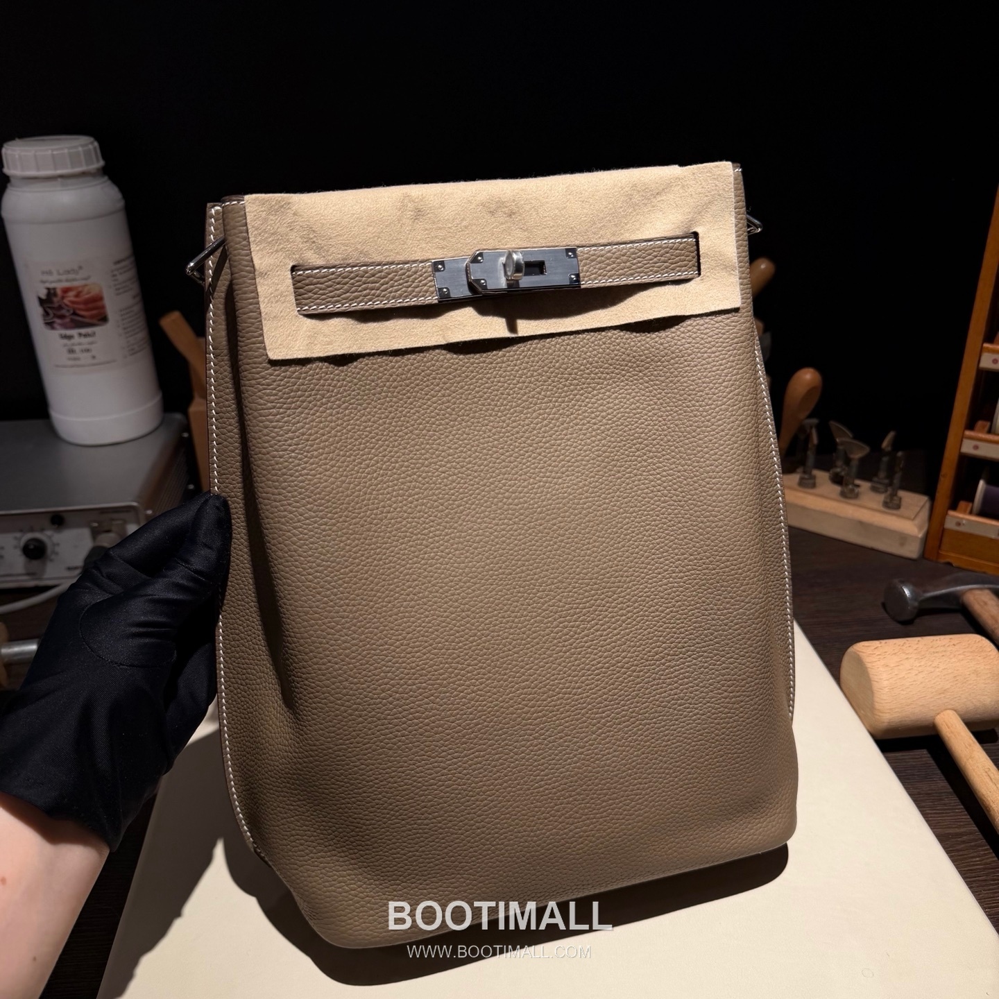 Hermes So Kelly 22 Togo Leather Etoupe Shoulder Bag 에르메스 소 켈리 22 토고 가죽 에토프 숄더백 22cm 4