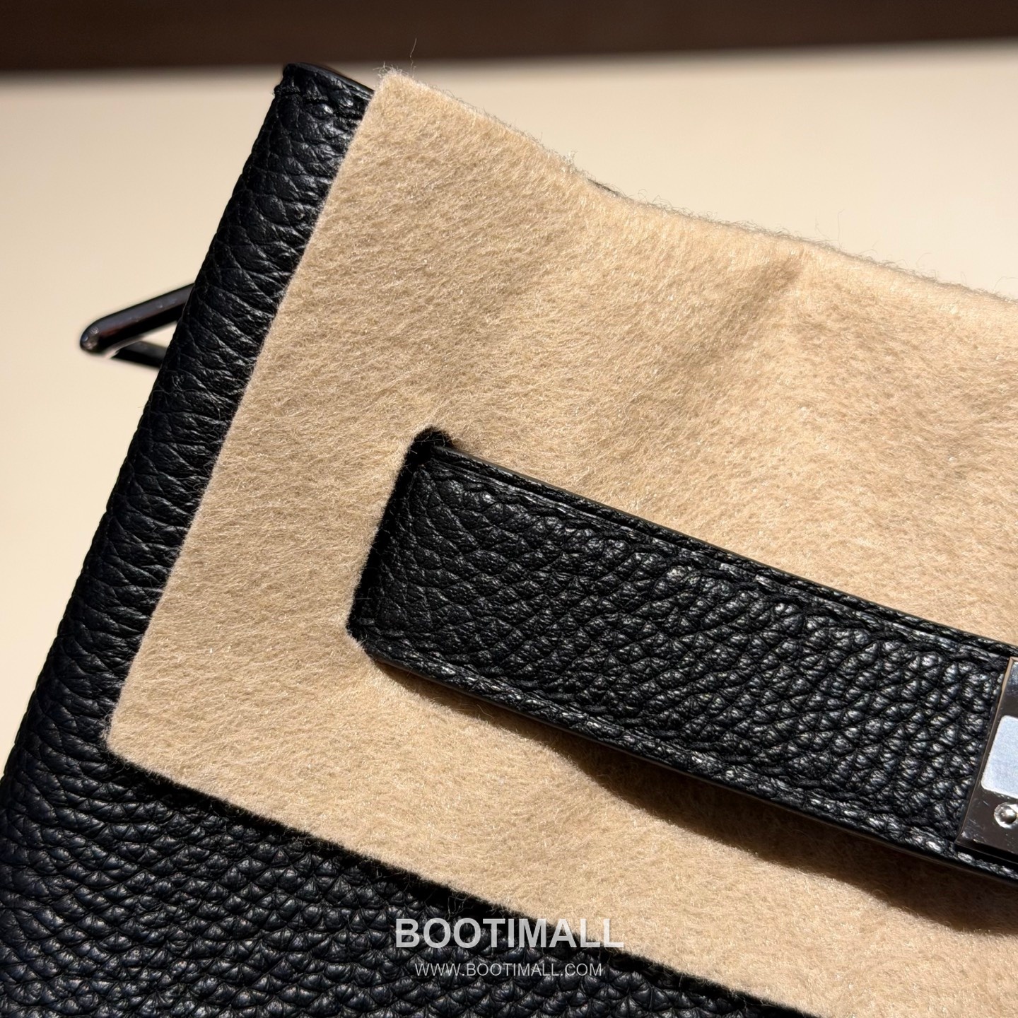 Hermes So Kelly 22 Togo Leather Black Top Handle Bag 에르메스 소 켈리 22 토고 레더 블랙 탑핸들백 22cm 6