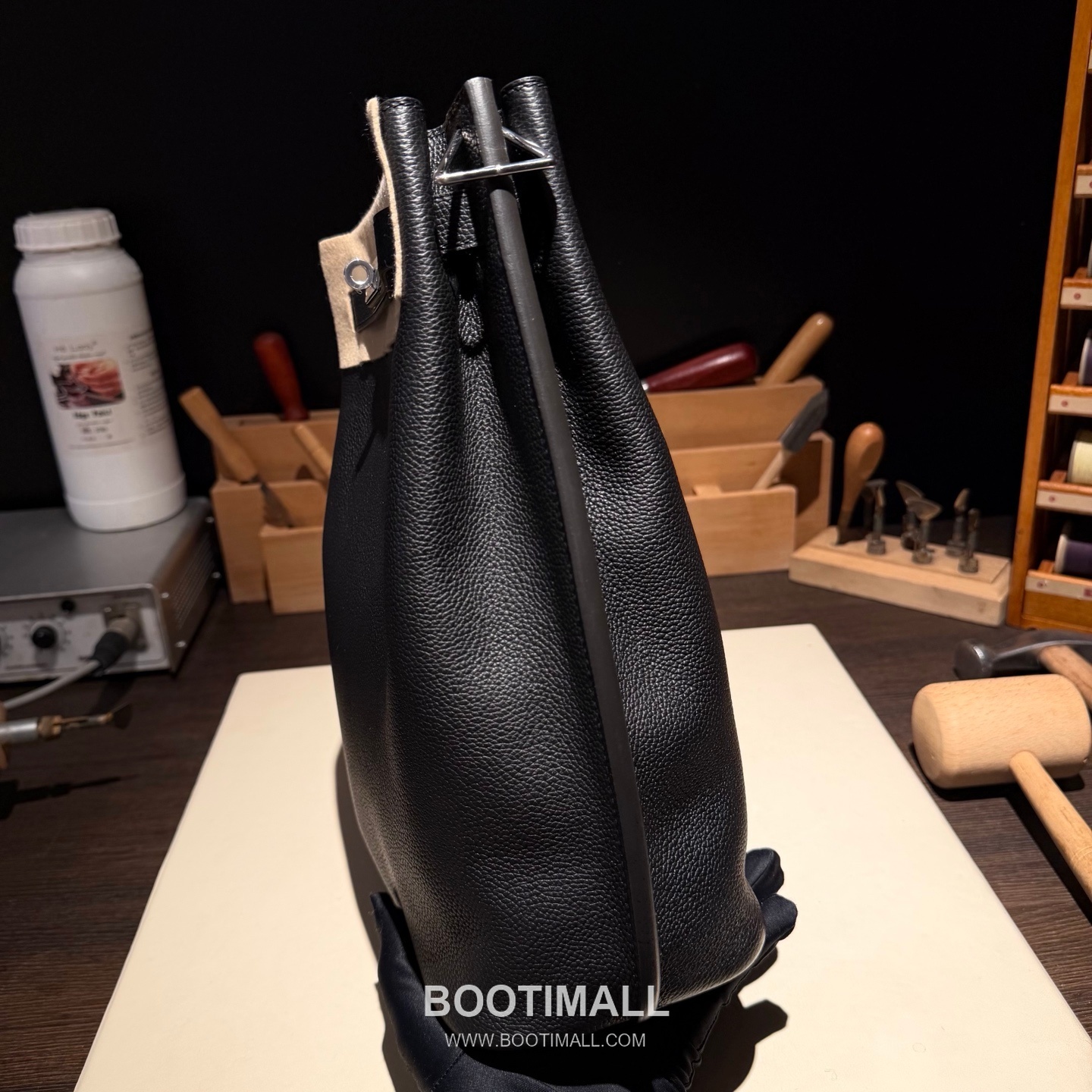 Hermes So Kelly 22 Togo Leather Black Top Handle Bag 에르메스 소 켈리 22 토고 레더 블랙 탑핸들백 22cm 8