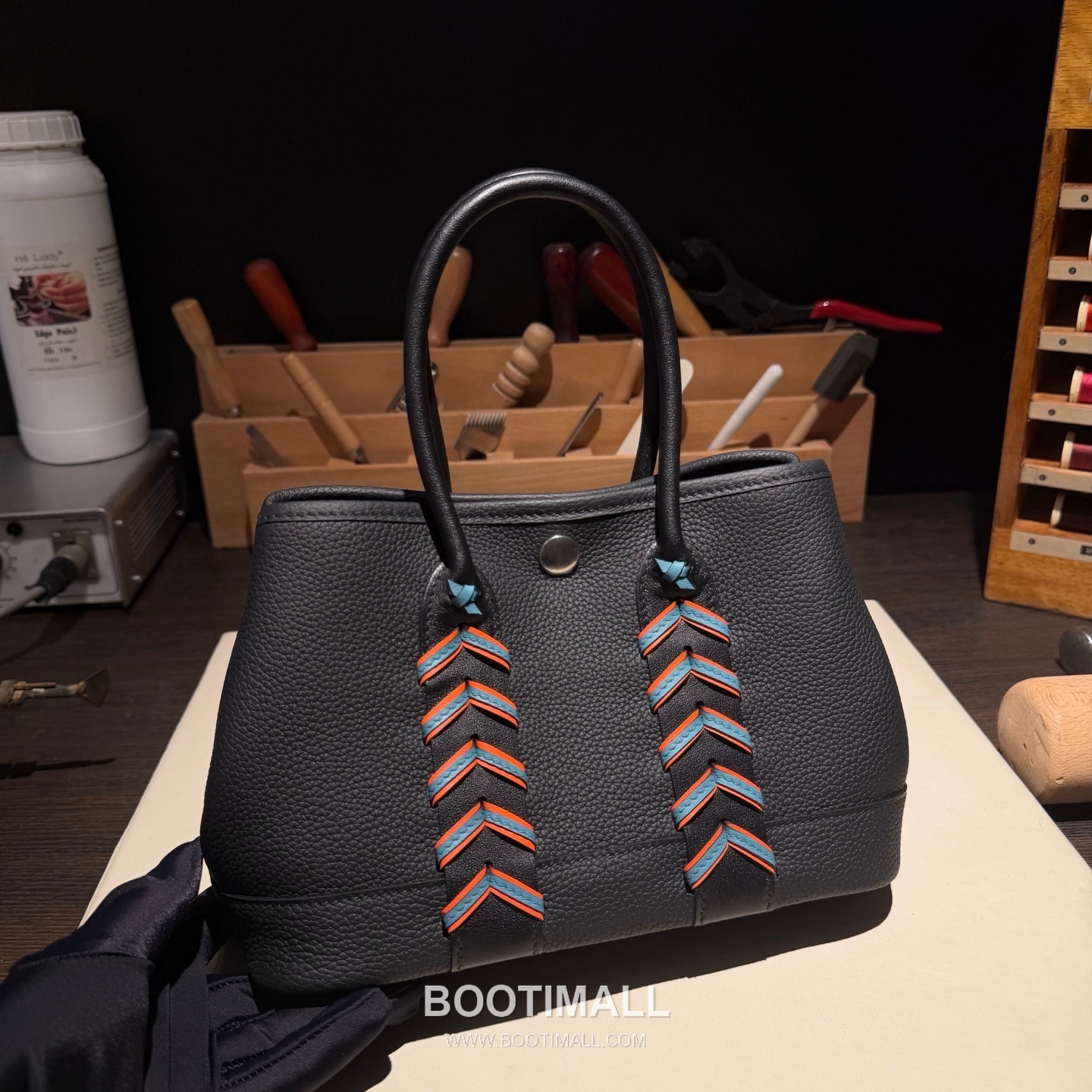 Hermès Neo Garden 23 Woven Ntogo and Swift Calfskin Black Tote Bag 에르메스 네오 가든 23 위븐 엔토고·스위프트 송아지 가죽 블랙 토트백 23cm 3
