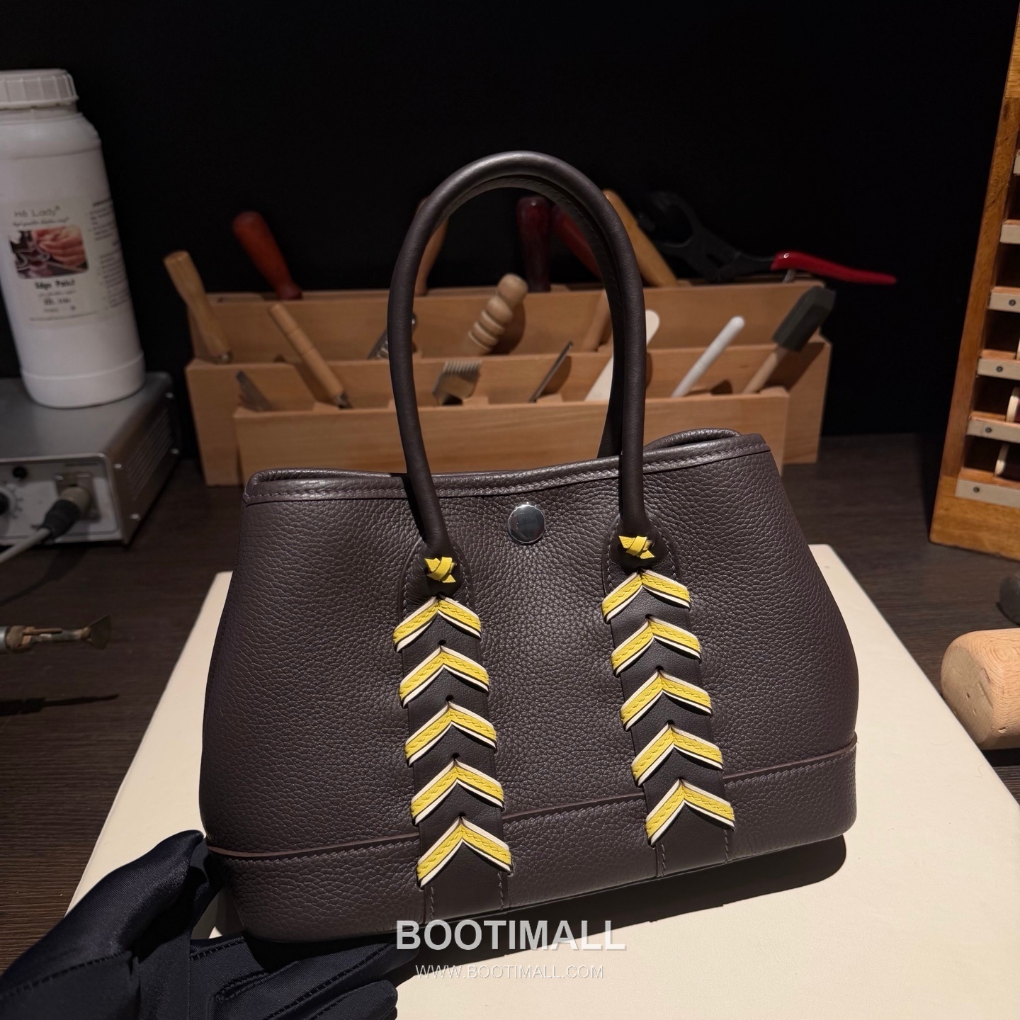 Hermès Neo Garden 23 Braided Ntogo and Swift Calfskin Ebony Tote Bag 에르메스 네오 가든 23 브레이디드 엔토고·스위프트 송아지 가죽 에보니 토트백 23cm 3
