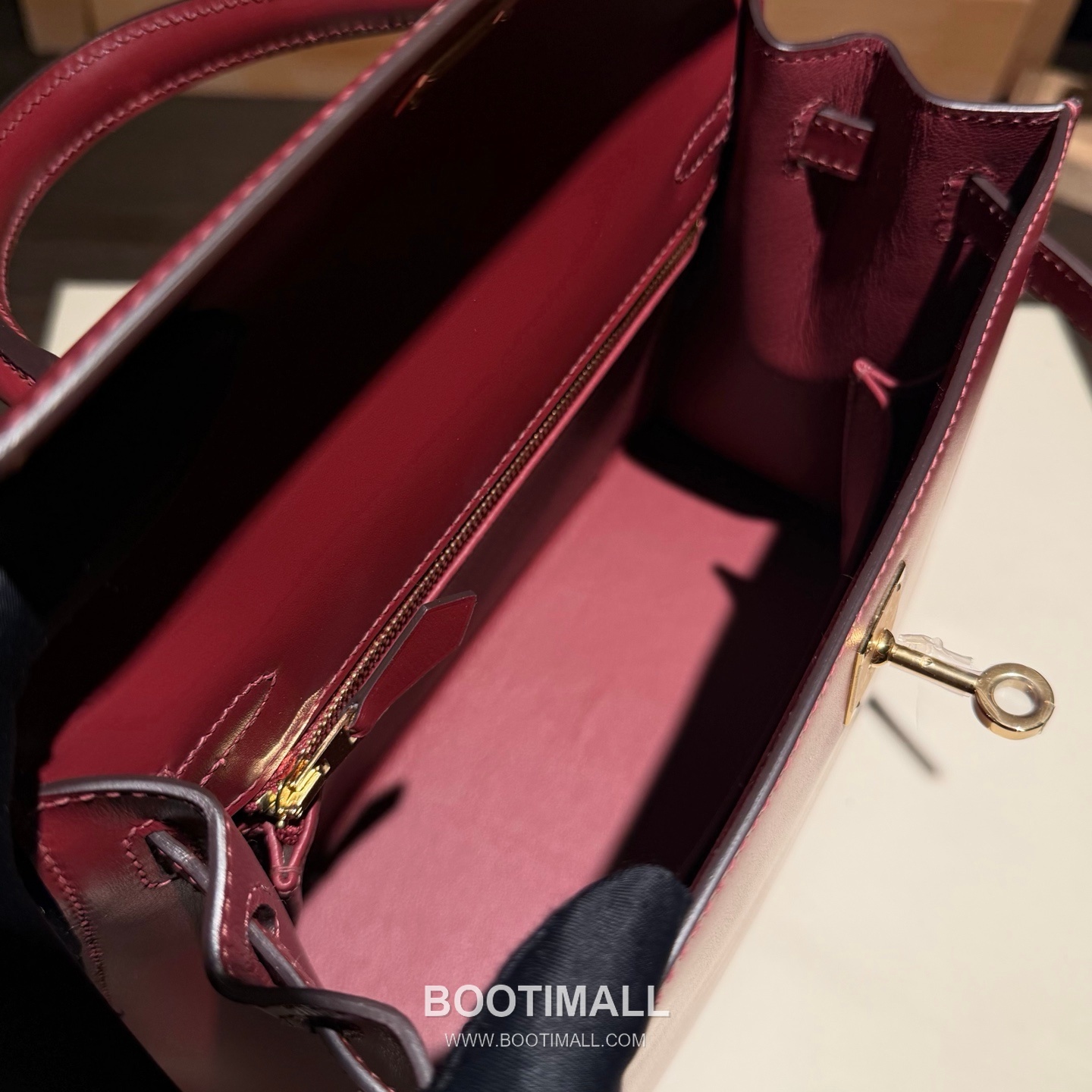 Hermes Kelly 25 Box Calf Rouge H Top Handle Bag 에르메스 켈리 25 박스 카프 루즈 H 탑핸들백 25cm 11
