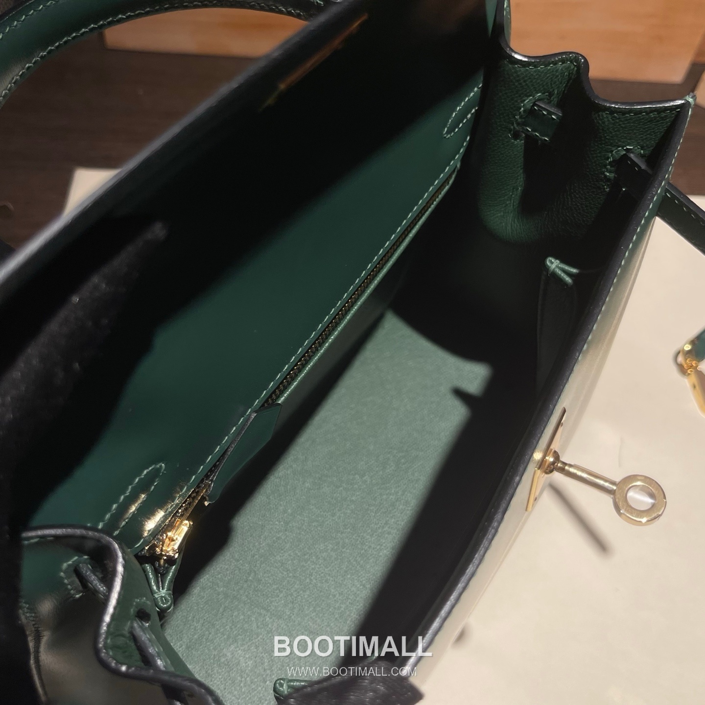 Hermès Kelly 25 Box Calf Top Handle Bag 에르메스 켈리 25 박스 카프 탑핸들백 25cm 10