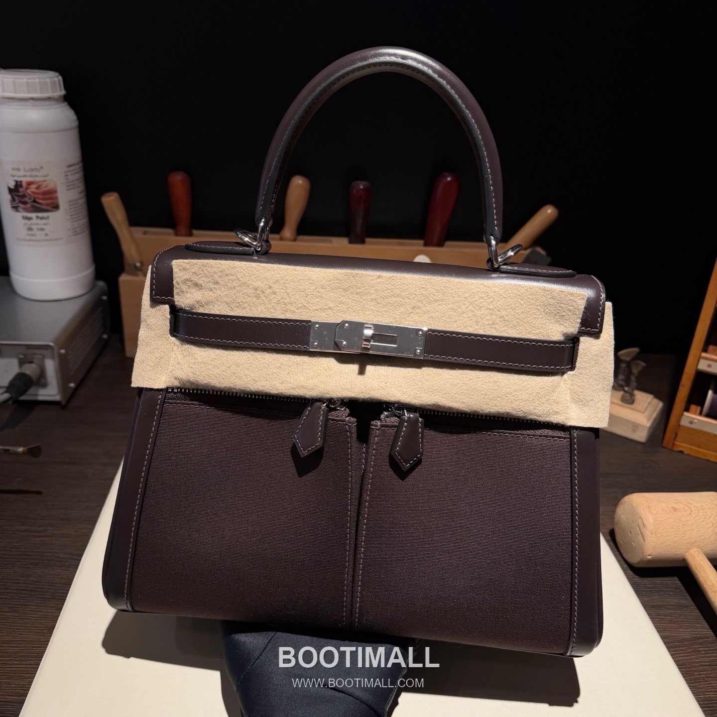 Hermès Kelly Lakis 28 Box Calfskin Leather Ebony Handbag 에르메스 켈리 라키스 28 박스 카프스킨 레더 에보니 핸드백 28cm 4
