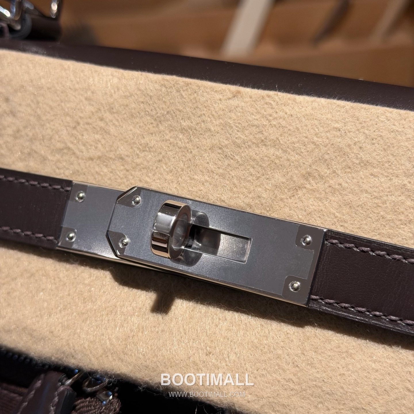 Hermès Kelly Lakis 28 Box Calfskin Leather Ebony Handbag 에르메스 켈리 라키스 28 박스 카프스킨 레더 에보니 핸드백 28cm 6