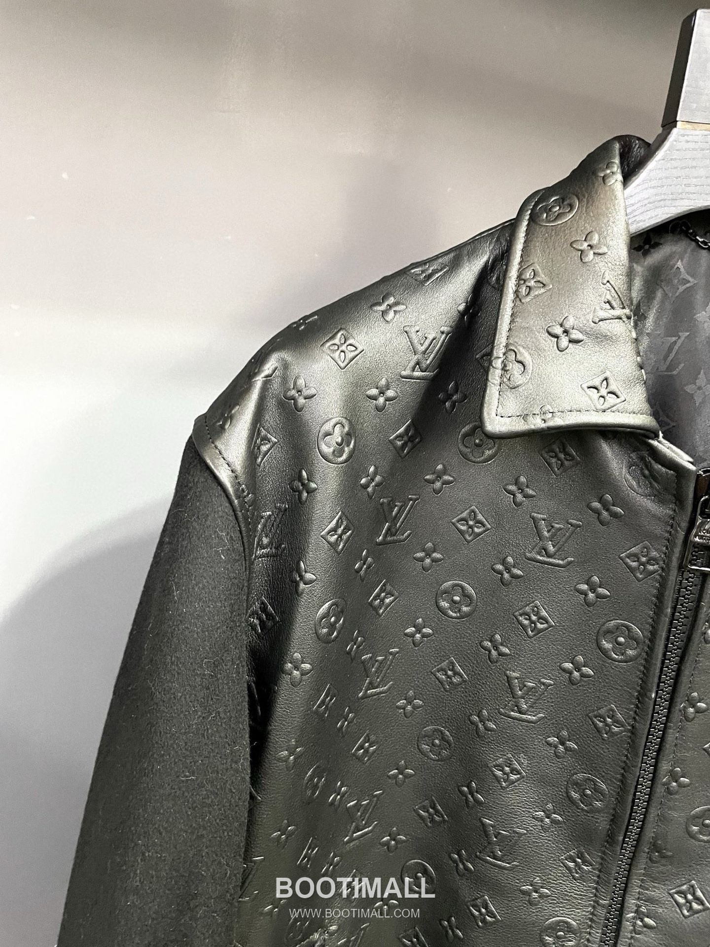 Louis Vuitton Lambskin Cashmere Panel Jacket Lambskin, Black 루이비통 램스킨 캐시미어 패널 재킷 블랙 10