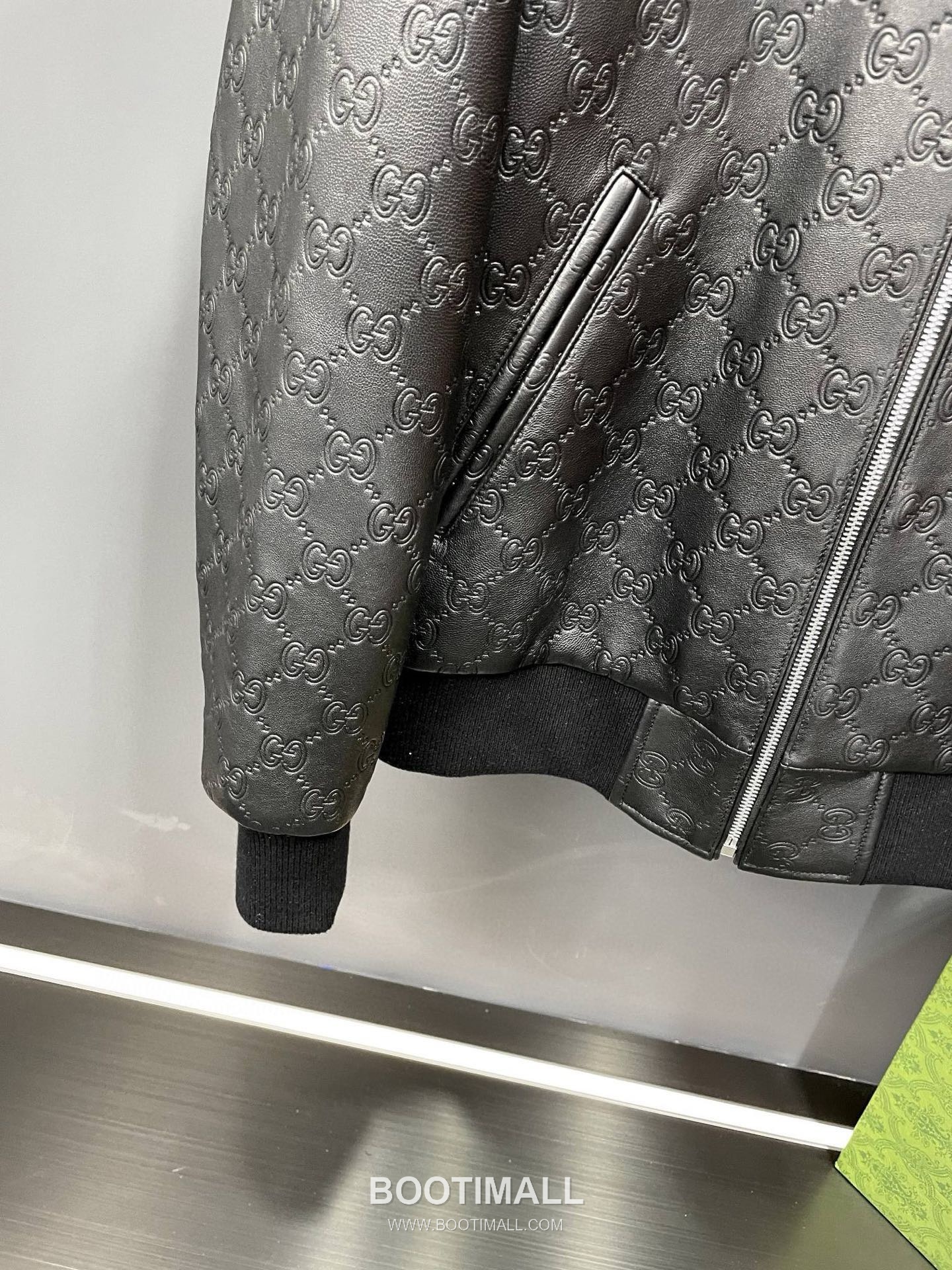 Gucci Double G Embossed Leather Jacket Lambskin Black 구찌 더블 G 엠보스드 레더 재킷 양가죽 블랙 23