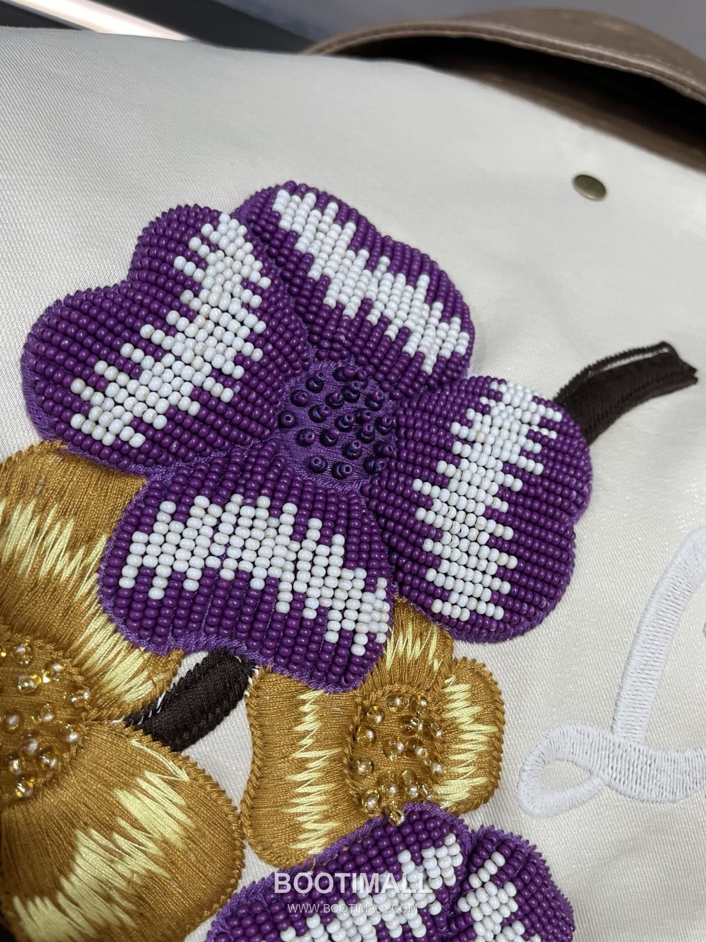 Louis Vuitton Ostrich Leather Embroidered Outerwear Brown Jacket 루이비통 오스트리치 가죽 자수 아우터 브라운 자켓 15