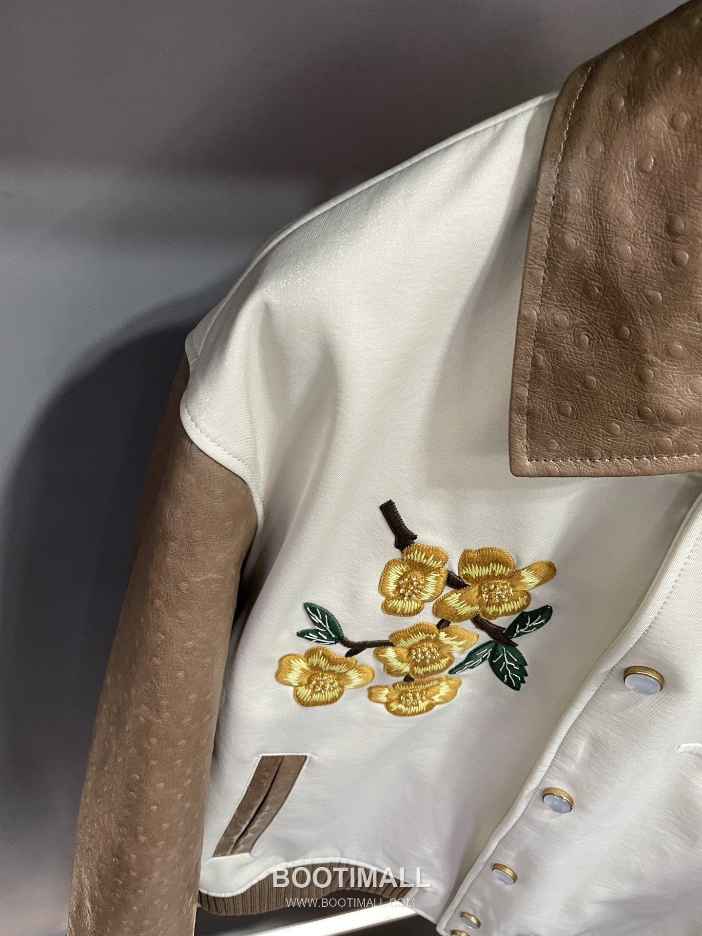 Louis Vuitton Ostrich Leather Embroidered Outerwear Brown Jacket 루이비통 오스트리치 가죽 자수 아우터 브라운 자켓 20