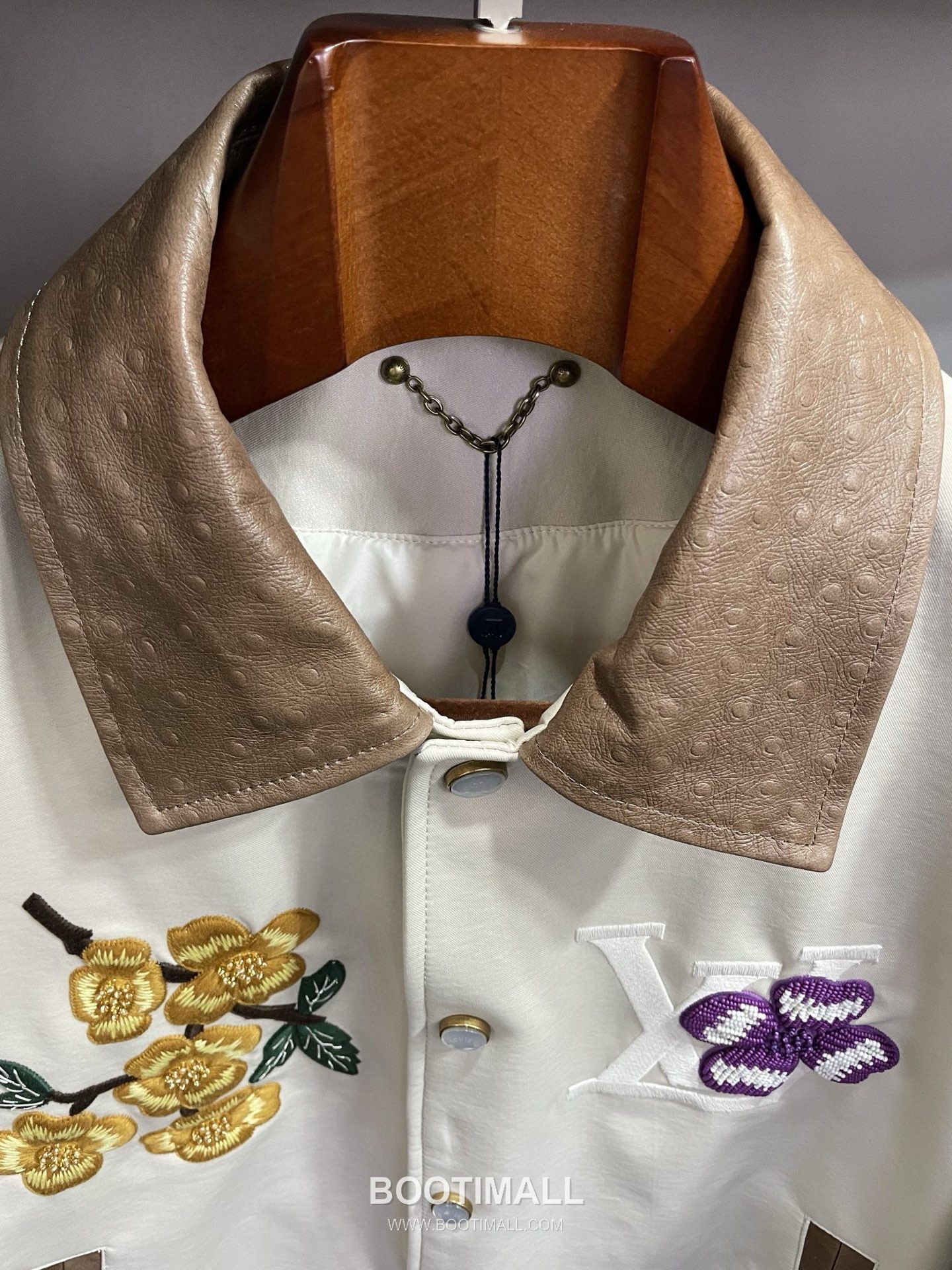 Louis Vuitton Ostrich Leather Embroidered Outerwear Brown Jacket 루이비통 오스트리치 가죽 자수 아우터 브라운 자켓 24