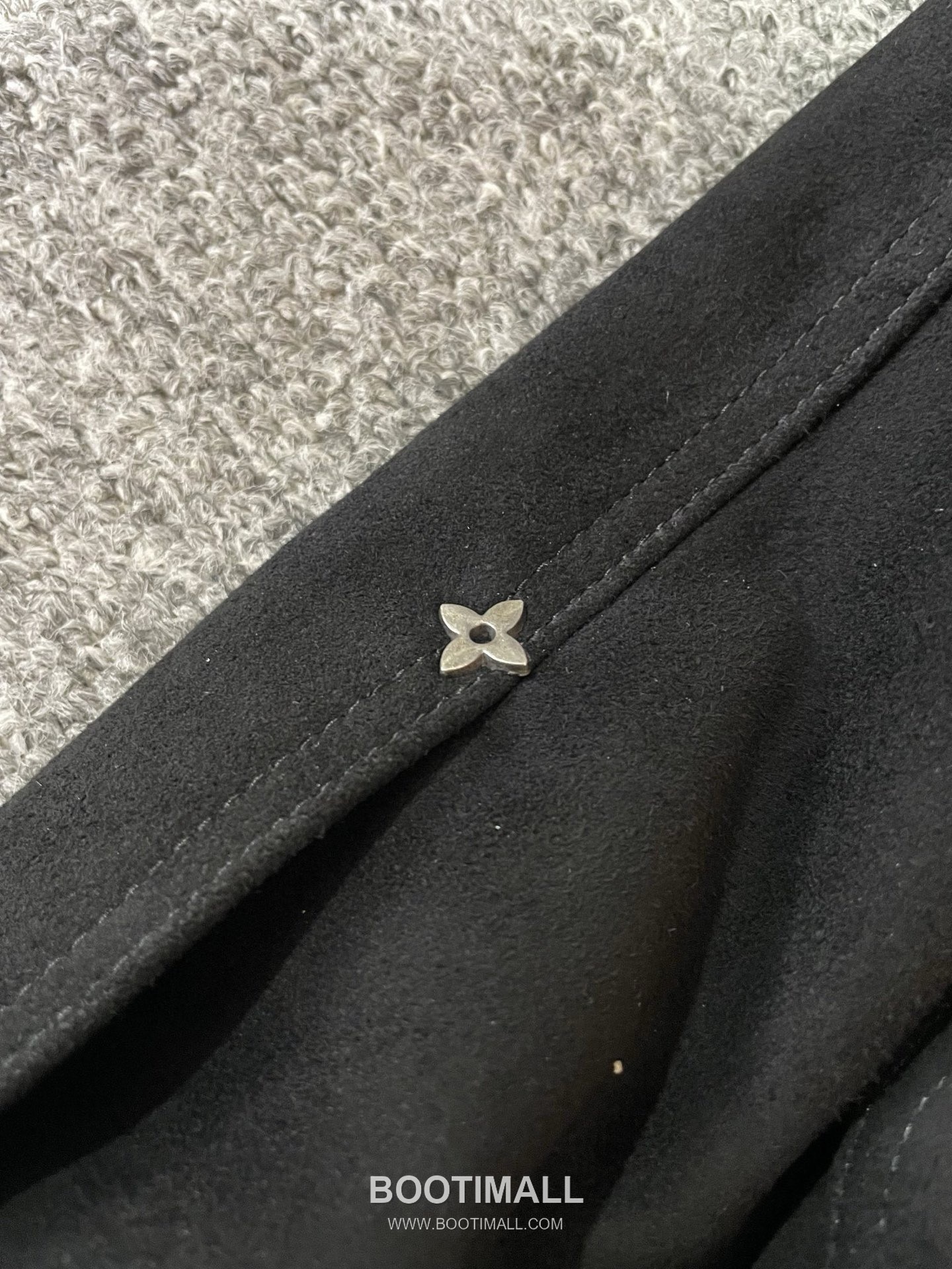 Louis Vuitton Laser-Perforated Shearling Jacket Lambskin Black Leather 루이비통 레이저 펀칭 시어링 재킷 양가죽 블랙 가죽 16