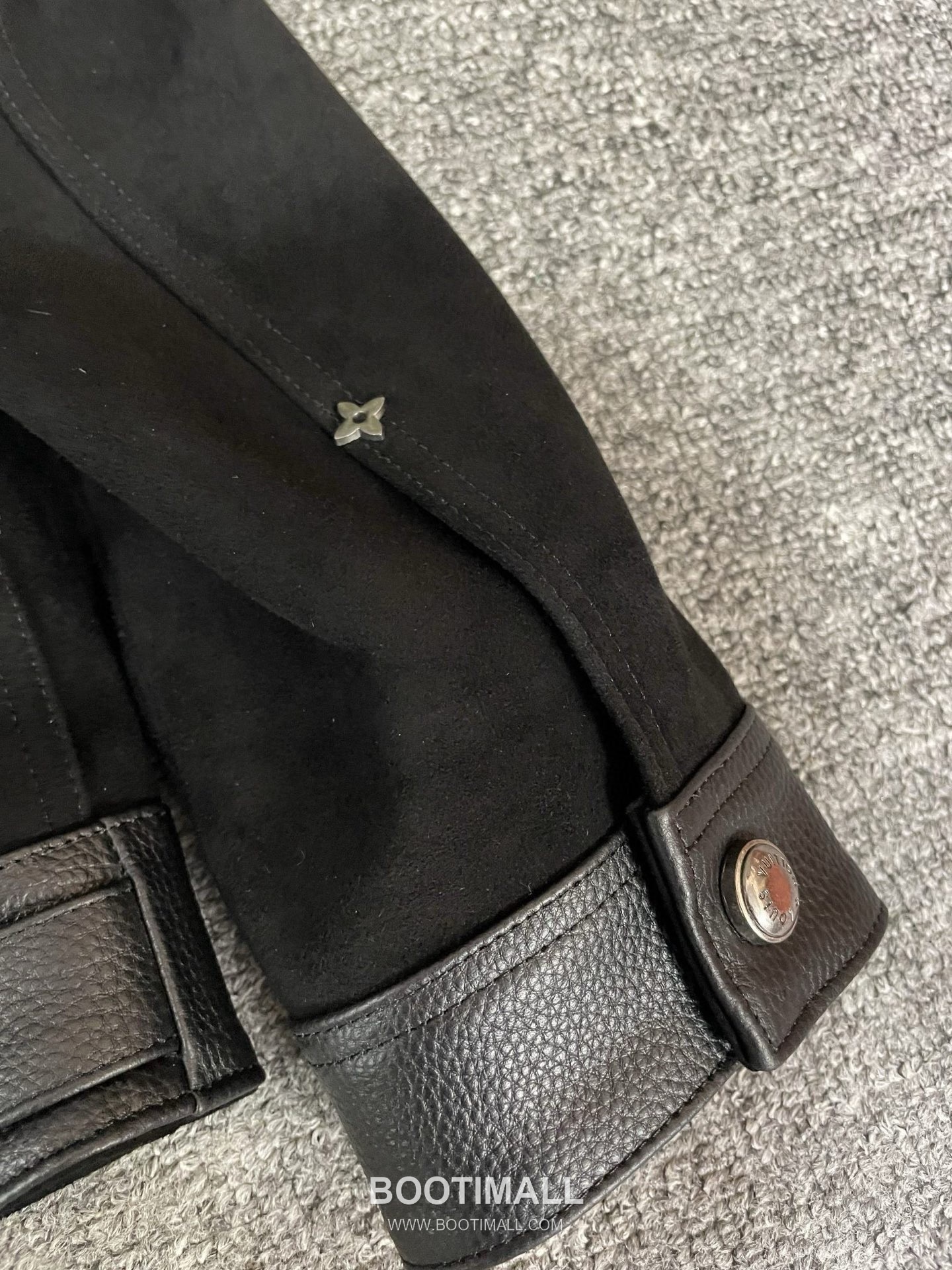 Louis Vuitton Laser-Perforated Shearling Jacket Lambskin Black Leather 루이비통 레이저 펀칭 시어링 재킷 양가죽 블랙 가죽 18