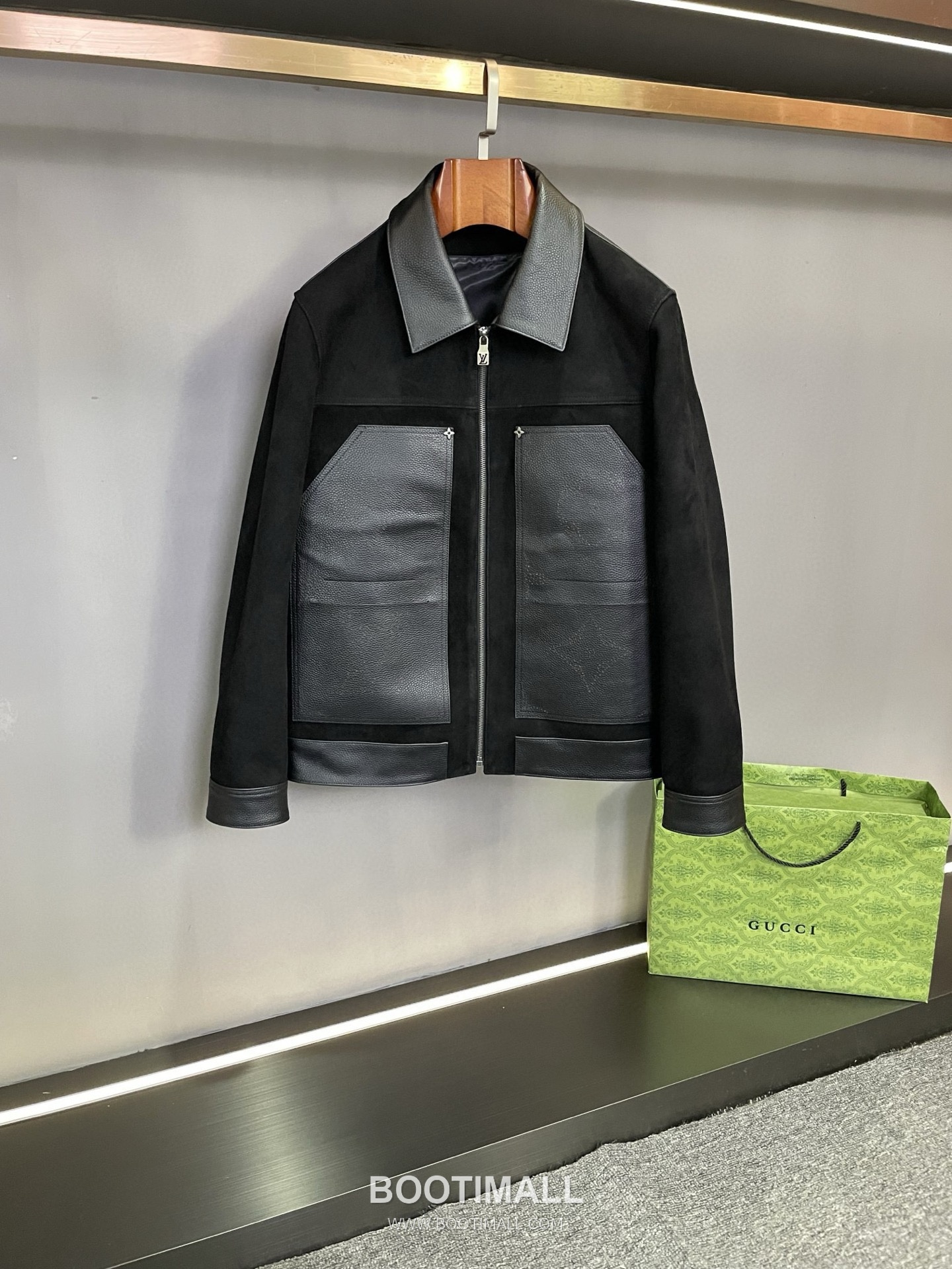 Louis Vuitton Laser-Perforated Shearling Jacket Lambskin Black Leather 루이비통 레이저 펀칭 시어링 재킷 양가죽 블랙 가죽 20