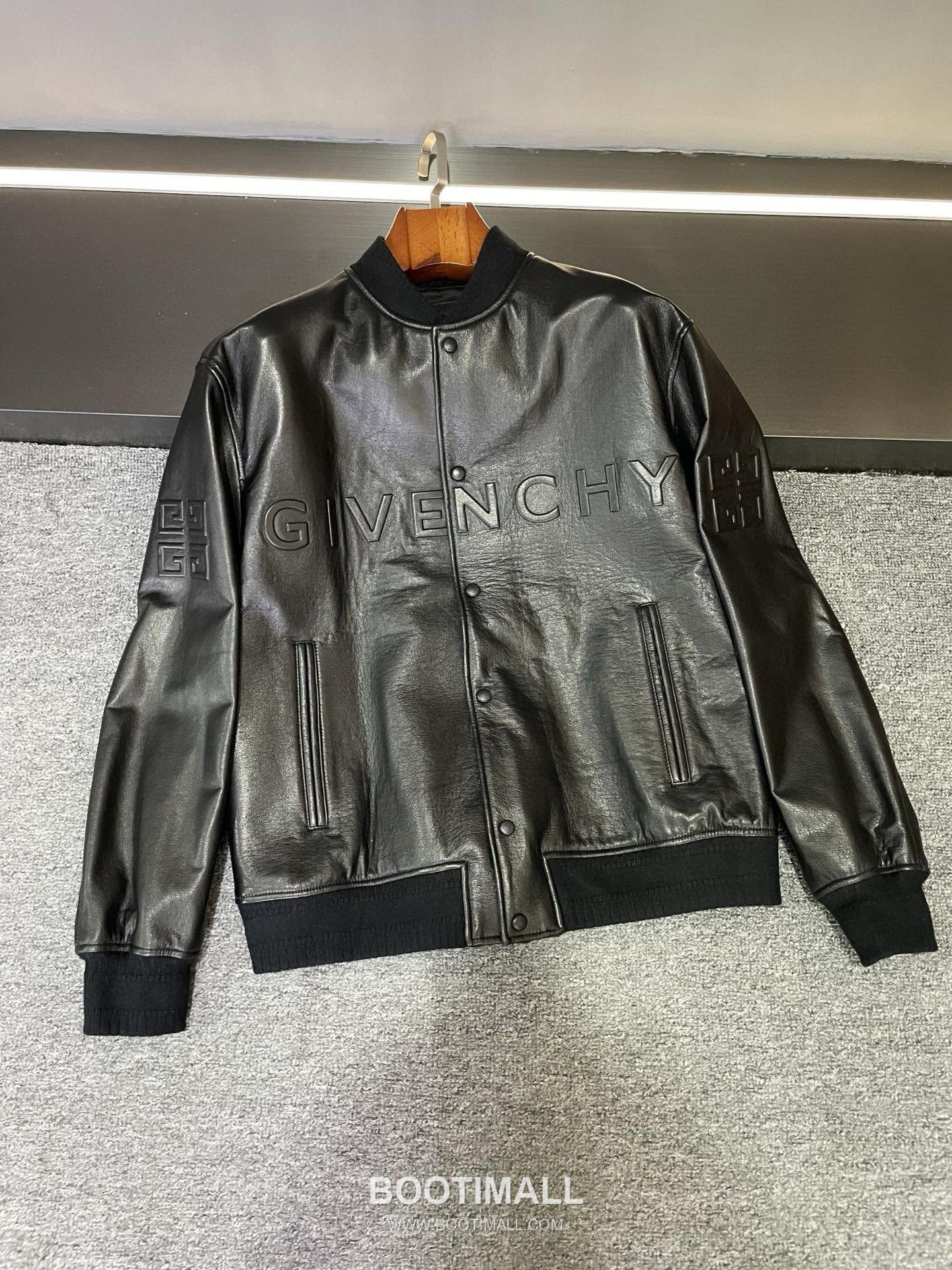 Givenchy Labyrinth Embossed Varsity Lambskin Black Jacket 지방시 라비린스 엠보스 바시티 양가죽 블랙 자켓 12