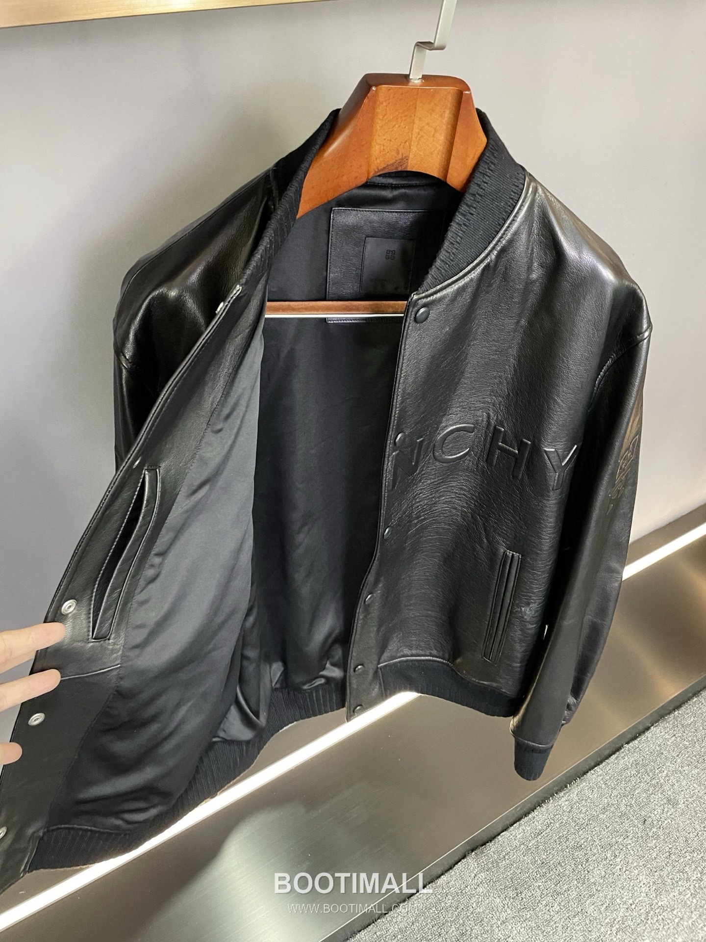 Givenchy Labyrinth Embossed Varsity Lambskin Black Jacket 지방시 라비린스 엠보스 바시티 양가죽 블랙 자켓 22