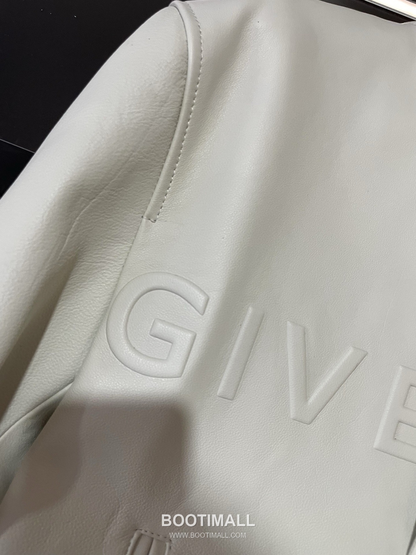 Givenchy Labyrinth Embossed Varsity Lambskin Black Jacket 지방시 라비린스 엠보스 바시티 양가죽 블랙 자켓 4