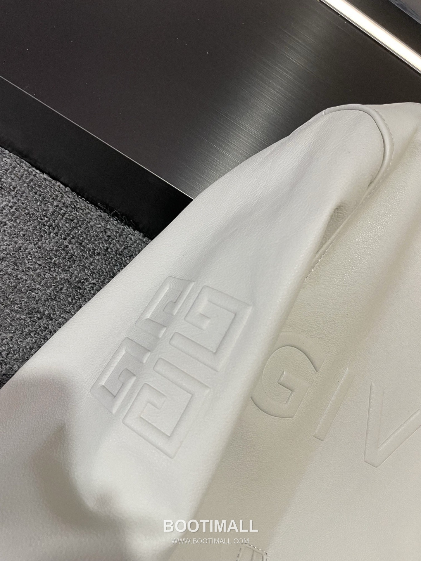 Givenchy Labyrinth Embossed Varsity Lambskin Black Jacket 지방시 라비린스 엠보스 바시티 양가죽 블랙 자켓 6