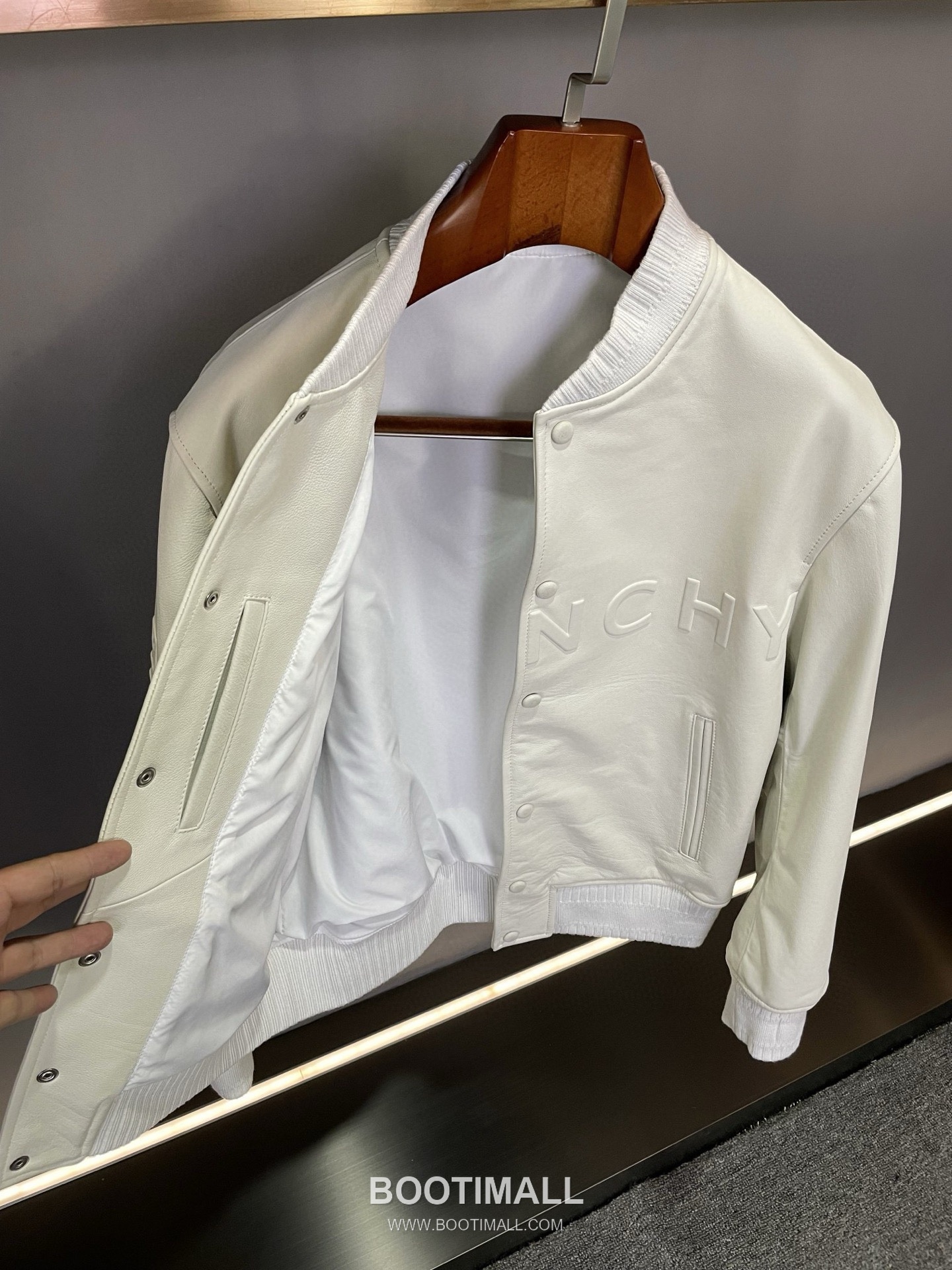 Givenchy Labyrinth Embossed Varsity Lambskin Black Jacket 지방시 라비린스 엠보스 바시티 양가죽 블랙 자켓 12