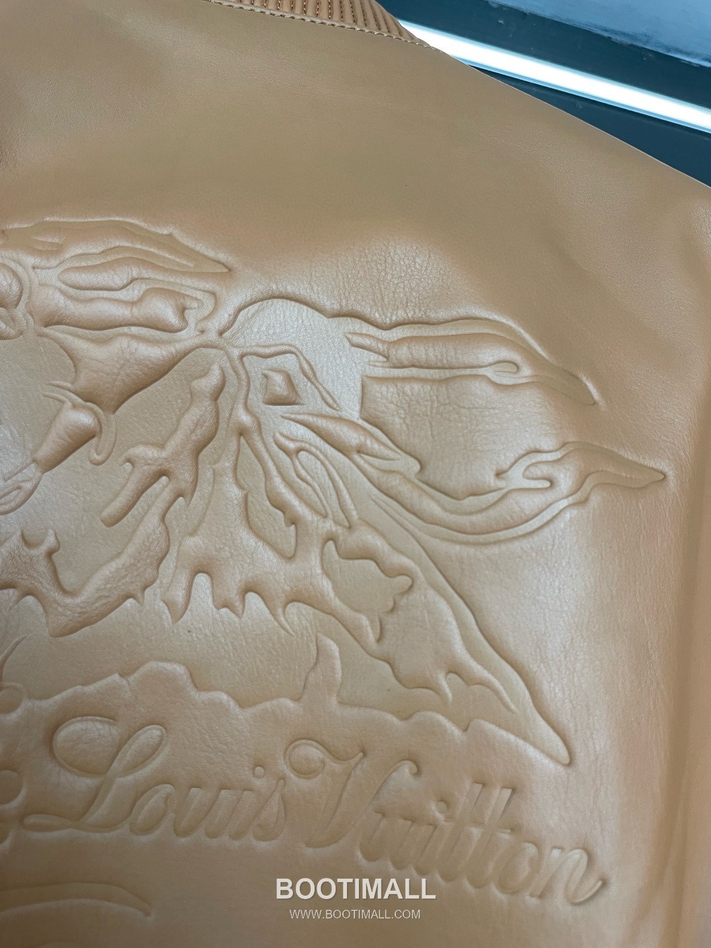 Louis Vuitton Remember the Future Calfskin Outerwear Yellow Jacket 루이비통 리멤버 더 퓨처 카프스킨 아우터 송아지가죽 옐로우 자켓 13