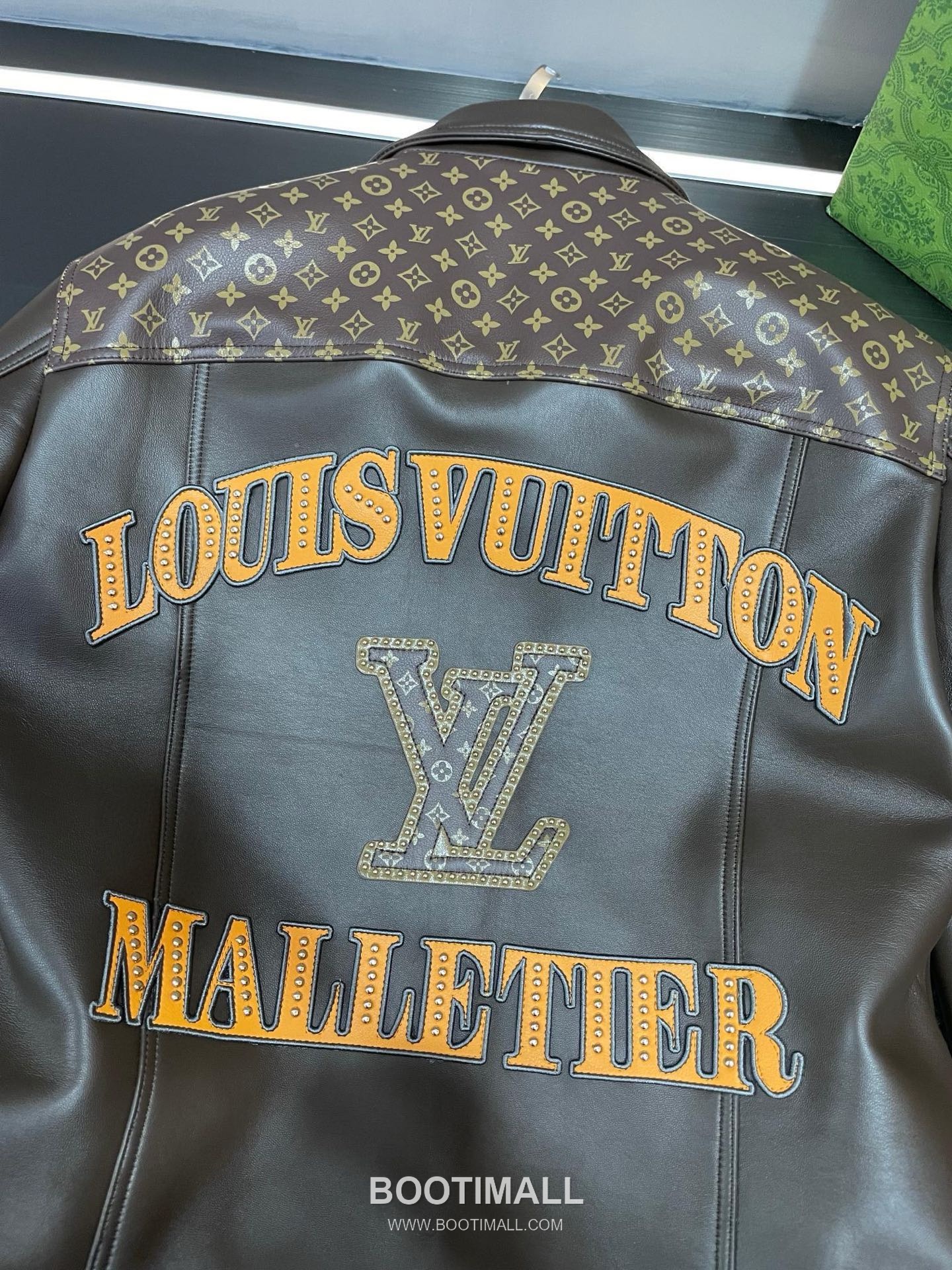 Louis Vuitton Monogram Print Lambskin Jacket 루이비통 모노그램 프린트 램스킨 재킷 양가죽 12