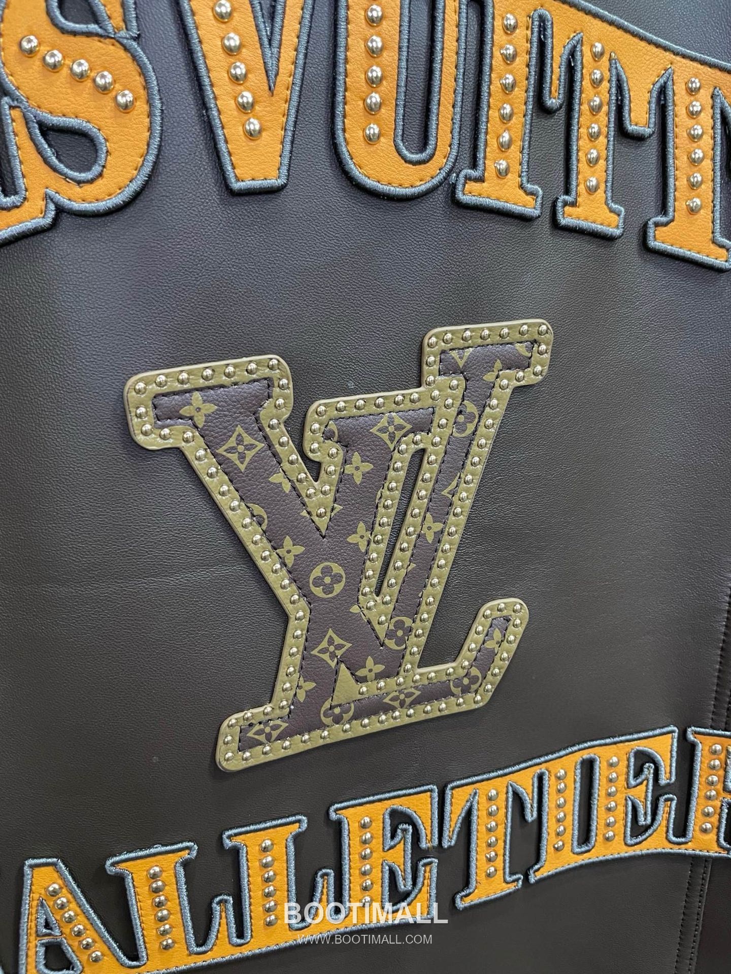 Louis Vuitton Monogram Print Lambskin Jacket 루이비통 모노그램 프린트 램스킨 재킷 양가죽 21