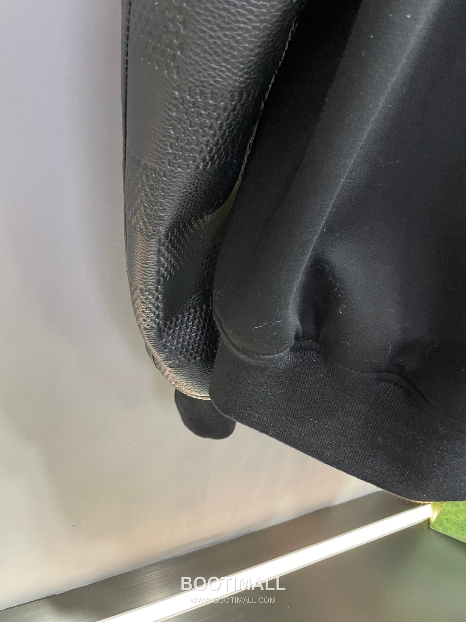 Louis Vuitton Damier-Embossed Hooded Cardigan Lambskin, Terry Cloth Zip-Up Hoodie 루이비통 다미에 엠보스 후드 가디건 양가죽, 테리 집업 18