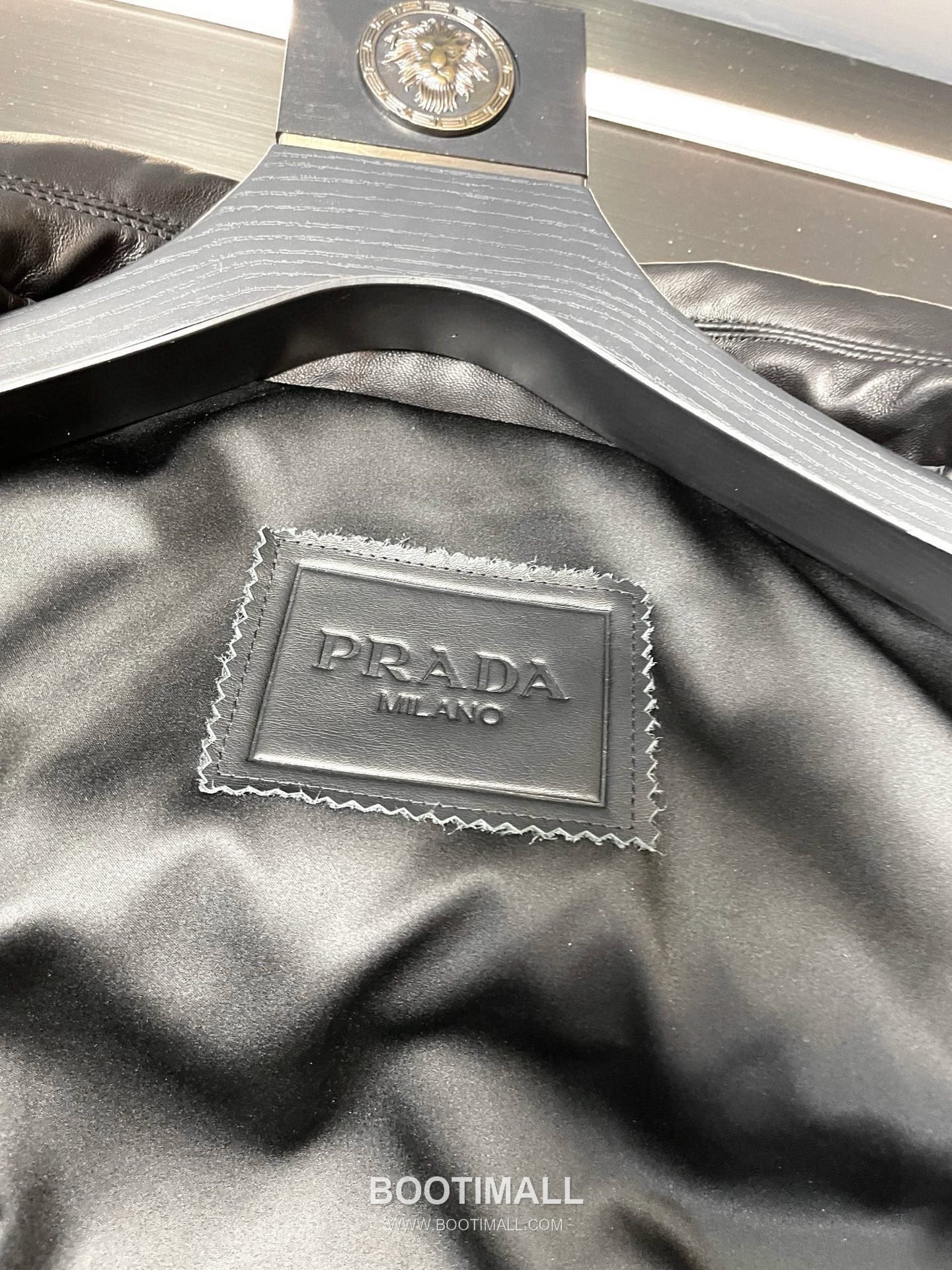 Prada Triangle Logo Leather Jacket Lambskin 프라다 트라이앵글 로고 레더 자켓 양가죽 12