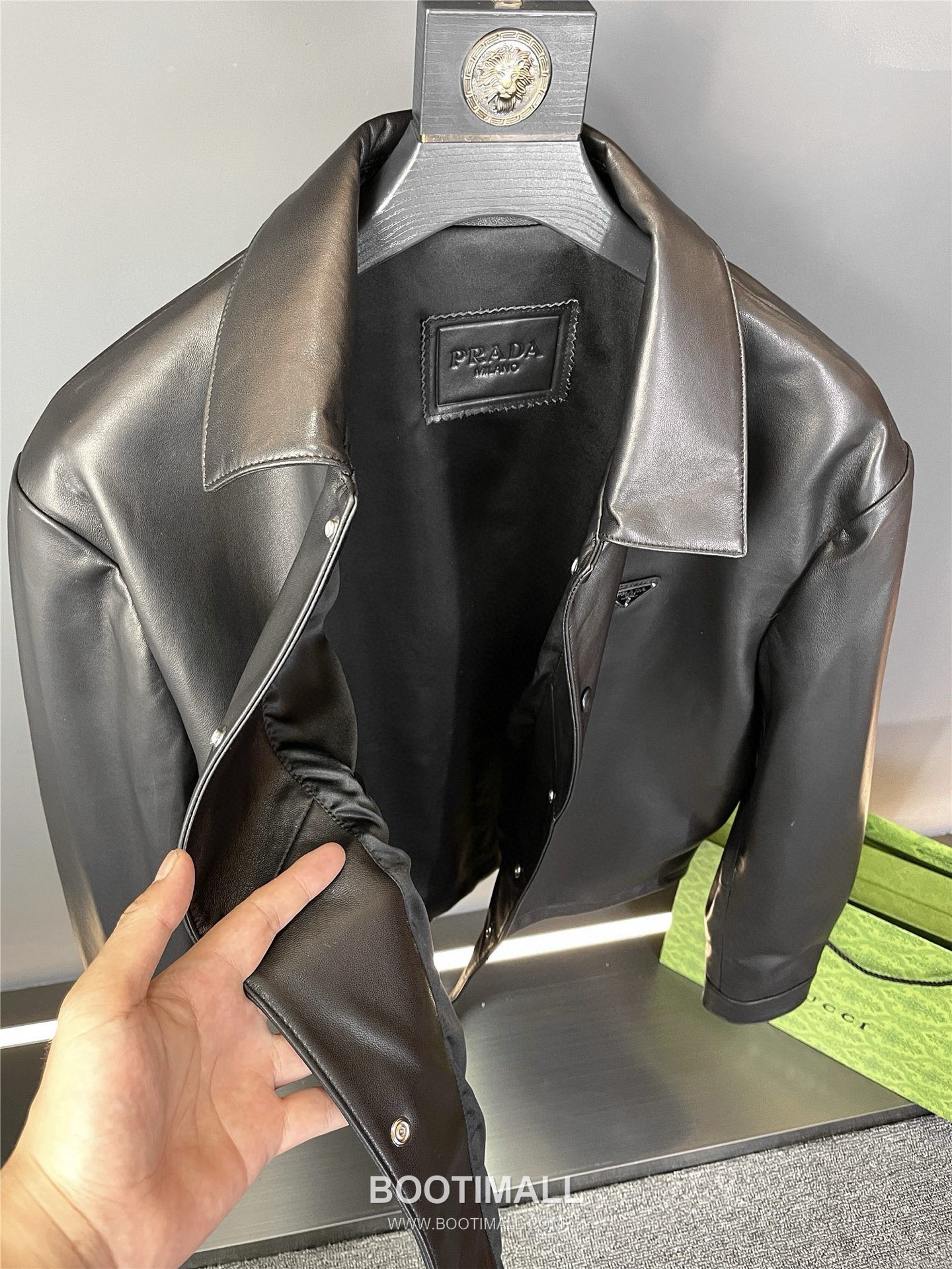 Prada Triangle Logo Leather Jacket Lambskin 프라다 트라이앵글 로고 레더 자켓 양가죽 17