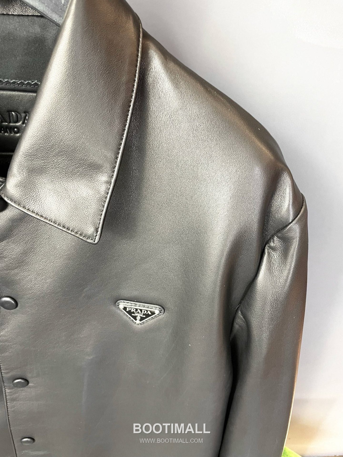 Prada Triangle Logo Leather Jacket Lambskin 프라다 트라이앵글 로고 레더 자켓 양가죽 21