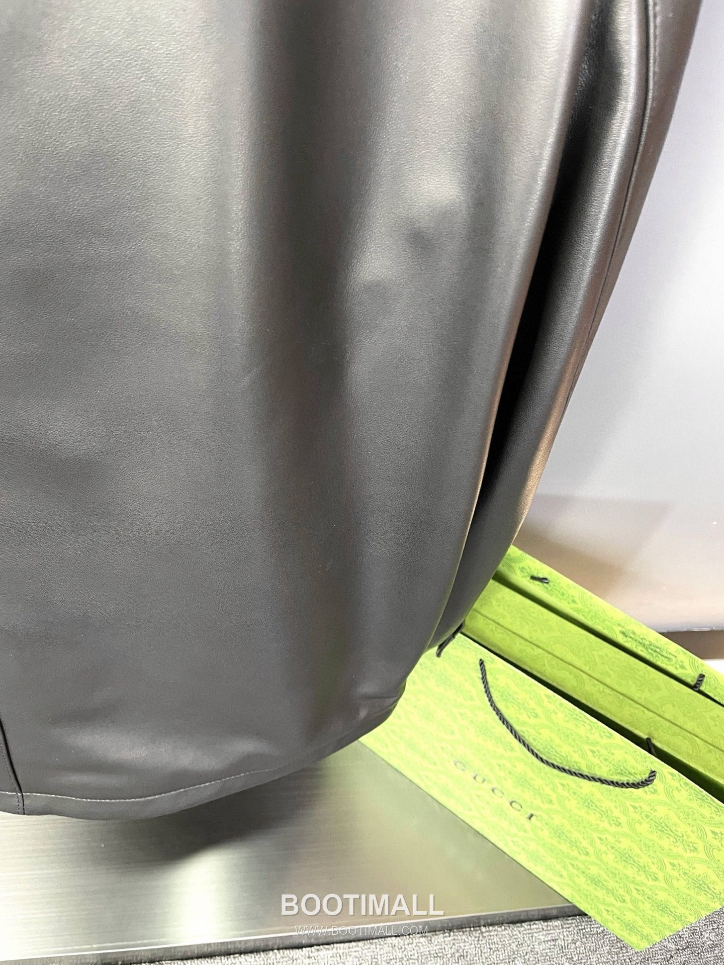 Prada Triangle Logo Leather Jacket Lambskin 프라다 트라이앵글 로고 레더 자켓 양가죽 23