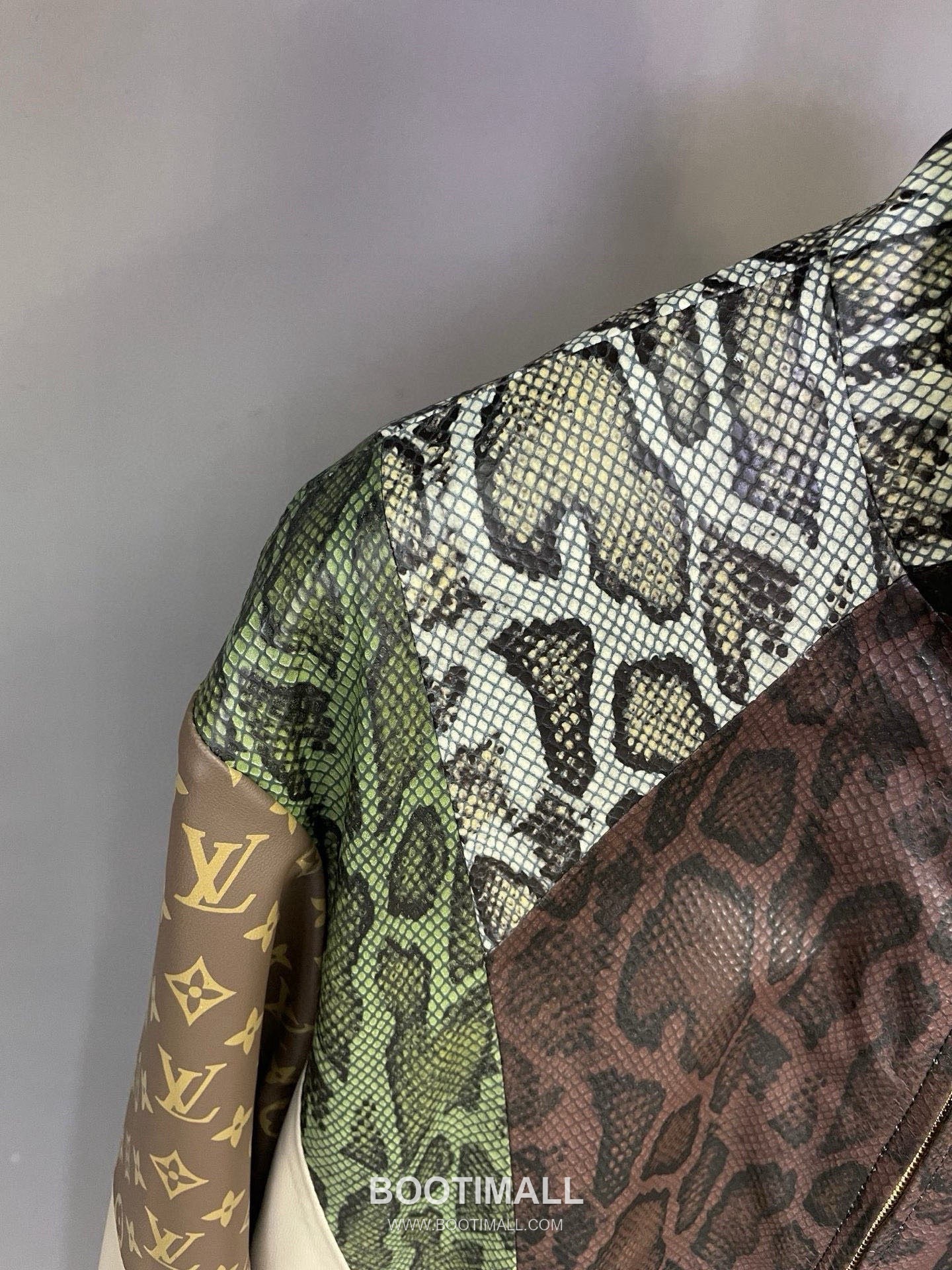 Louis Vuitton Snakeskin-Effect Leather Jacket Lambskin 루이비통 스네이크 이펙트 레더 재킷 양가죽 17