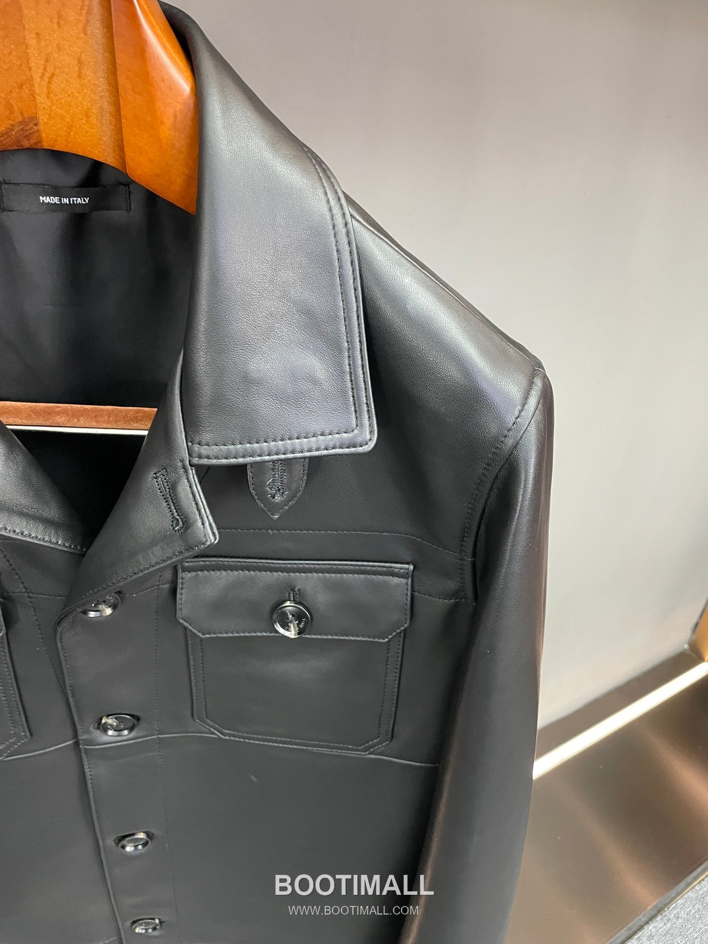 Tom Ford S/S Leather Flight Jacket Lambskin Black 톰포드 톰 SS 레더 플라이트 재킷 양가죽 블랙 22