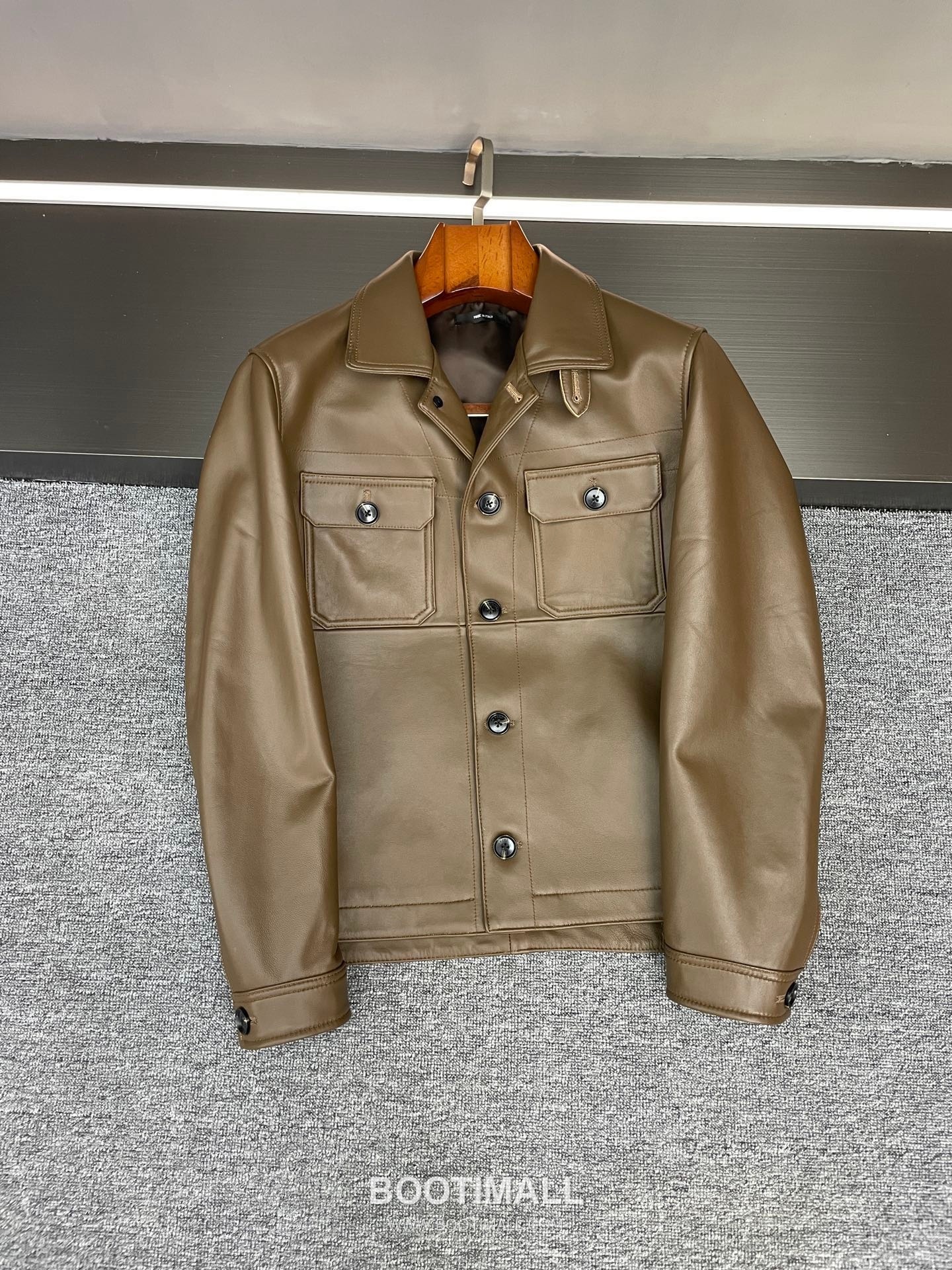 Tom Ford S/S Leather Flight Jacket Lambskin Black 톰포드 톰 SS 레더 플라이트 재킷 양가죽 블랙 1