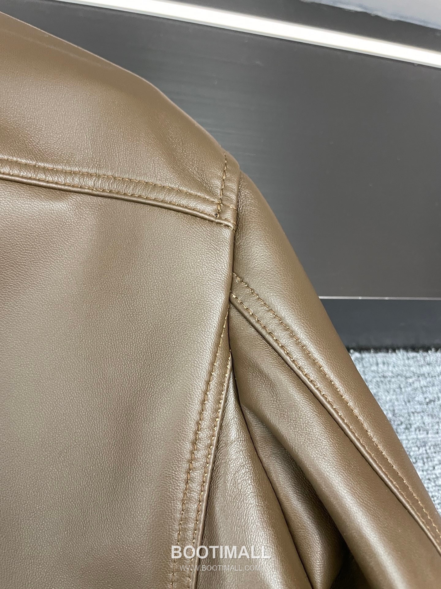 Tom Ford S/S Leather Flight Jacket Lambskin Black 톰포드 톰 SS 레더 플라이트 재킷 양가죽 블랙 5