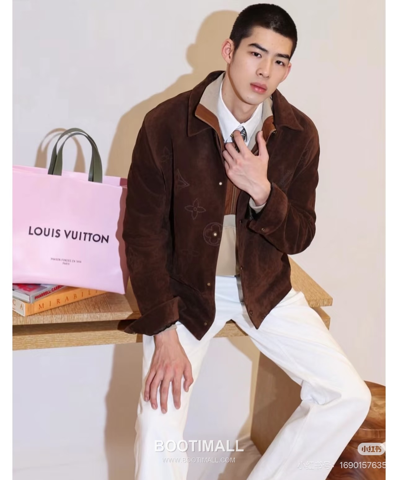 Louis Vuitton Monogram Embroidered Suede Lambskin Outerwear Brown Jacket 루이비통 모노그램 자수 스웨이드 양가죽 아우터 브라운 자켓 3