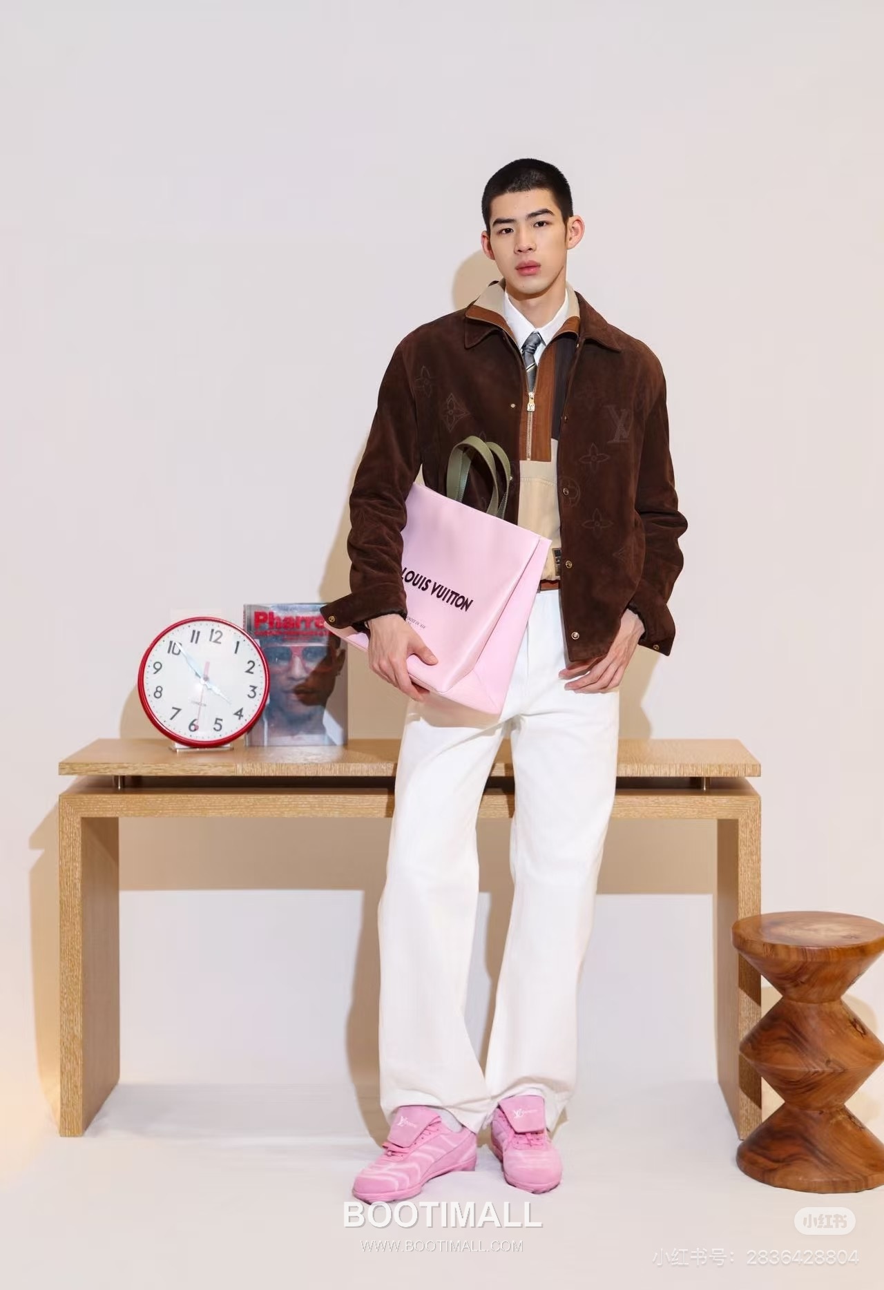 Louis Vuitton Monogram Embroidered Suede Lambskin Outerwear Brown Jacket 루이비통 모노그램 자수 스웨이드 양가죽 아우터 브라운 자켓 5