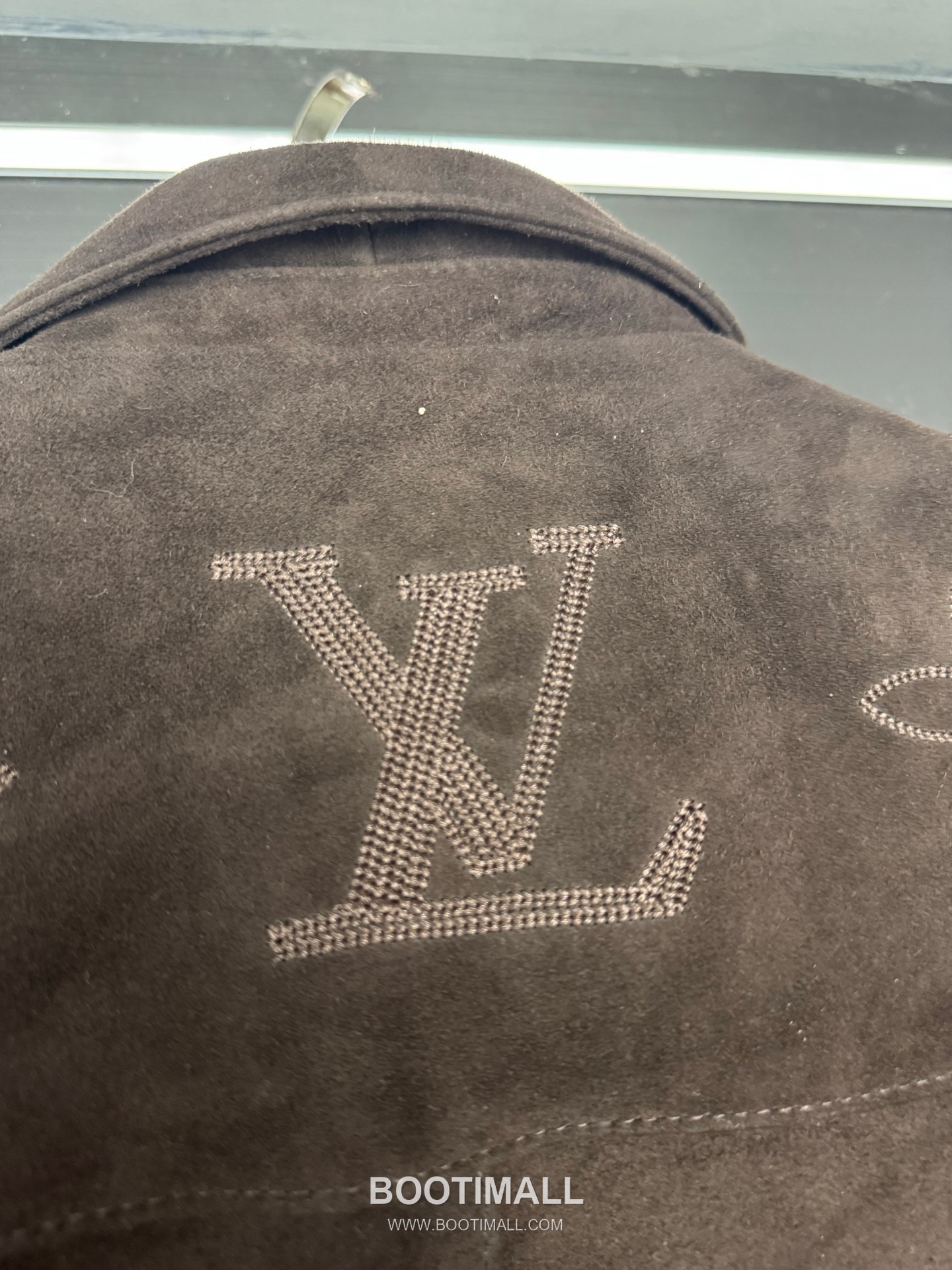 Louis Vuitton Monogram Embroidered Suede Lambskin Outerwear Brown Jacket 루이비통 모노그램 자수 스웨이드 양가죽 아우터 브라운 자켓 13