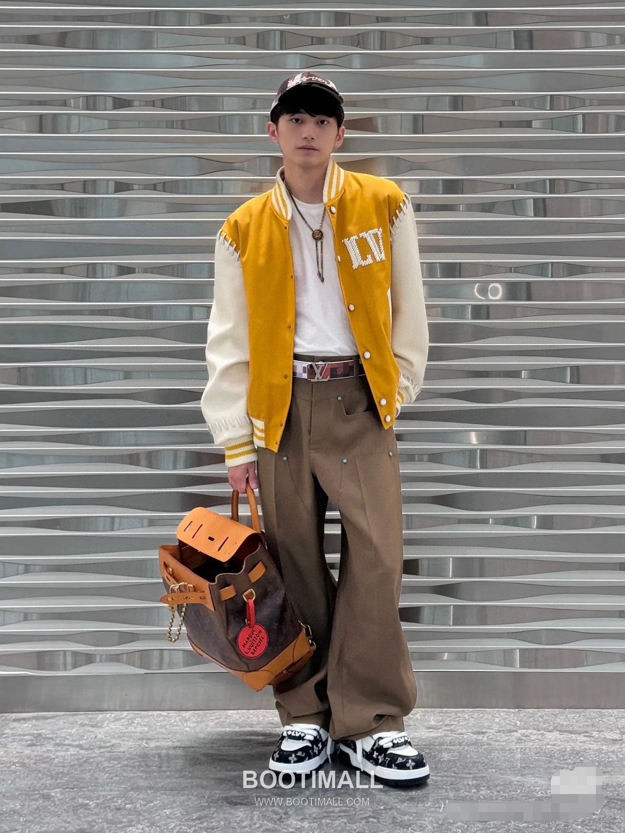 Louis Vuitton Leather Varsity Jacket Polyester Calfskin Lambskin Yellow 루이비통 가죽 바시티 재킷 폴리에스터 송아지가죽 양가죽 옐로우 4