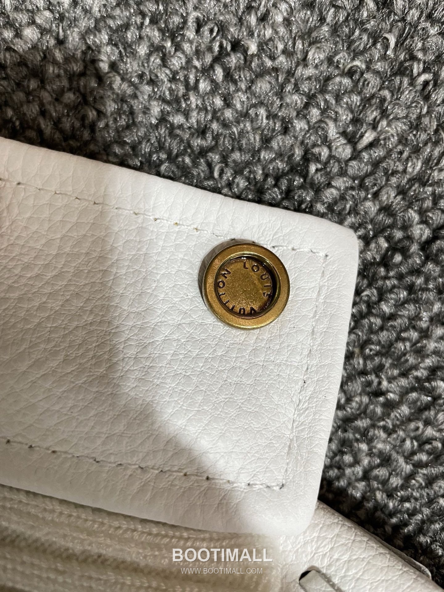 Louis Vuitton Leather Varsity Jacket Polyester Calfskin Lambskin Yellow 루이비통 가죽 바시티 재킷 폴리에스터 송아지가죽 양가죽 옐로우 19