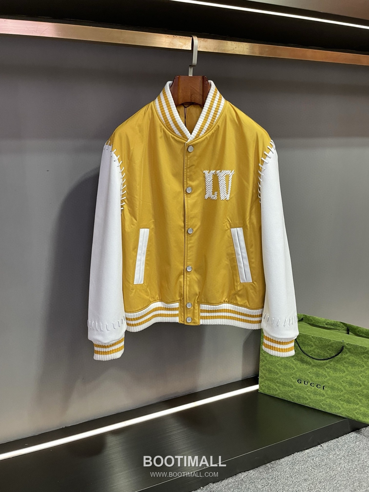 Louis Vuitton Leather Varsity Jacket Polyester Calfskin Lambskin Yellow 루이비통 가죽 바시티 재킷 폴리에스터 송아지가죽 양가죽 옐로우 21