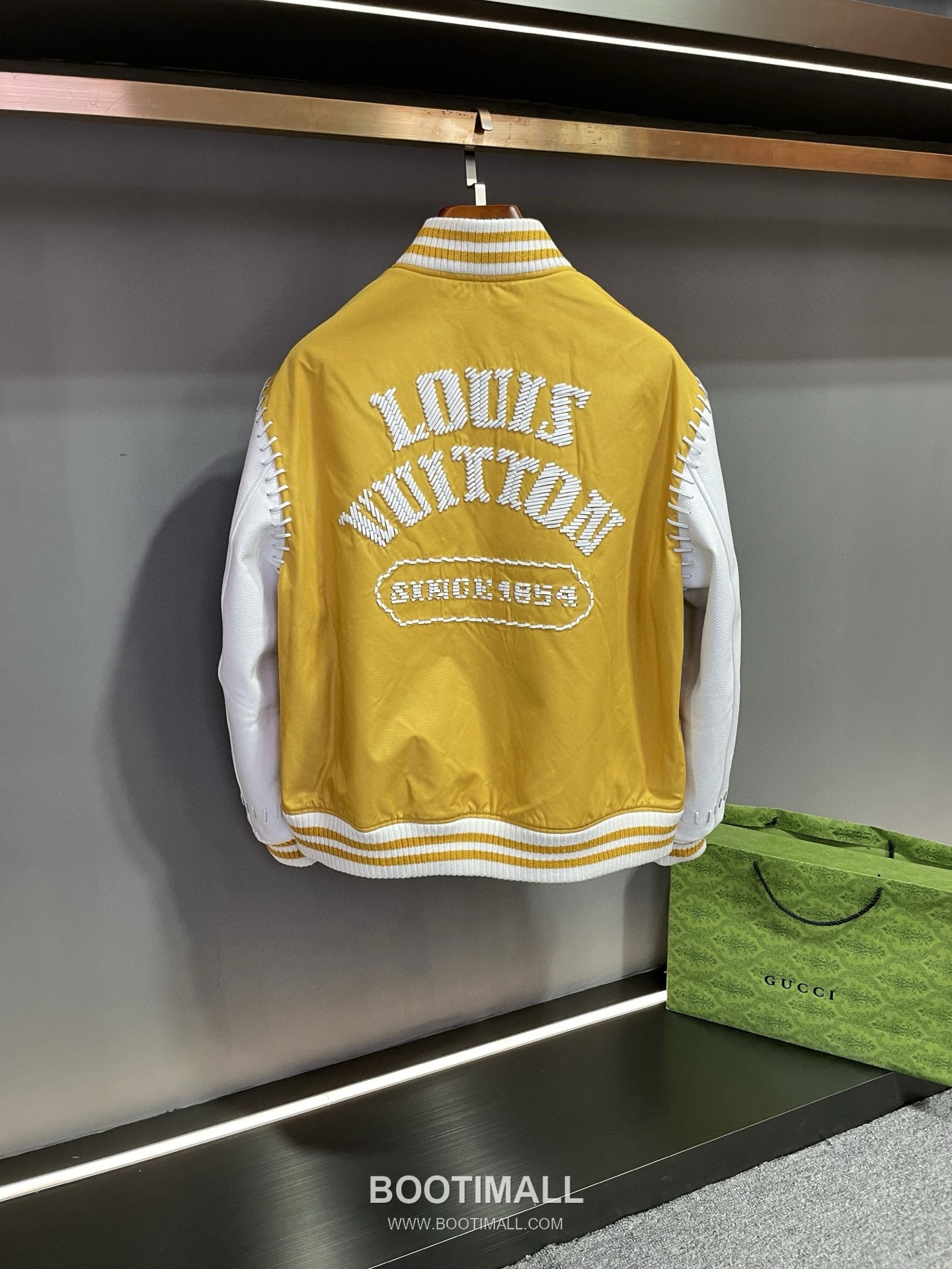 Louis Vuitton Leather Varsity Jacket Polyester Calfskin Lambskin Yellow 루이비통 가죽 바시티 재킷 폴리에스터 송아지가죽 양가죽 옐로우 22