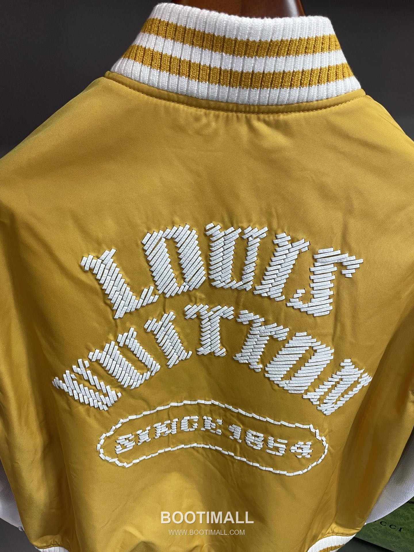 Louis Vuitton Leather Varsity Jacket Polyester Calfskin Lambskin Yellow 루이비통 가죽 바시티 재킷 폴리에스터 송아지가죽 양가죽 옐로우 26