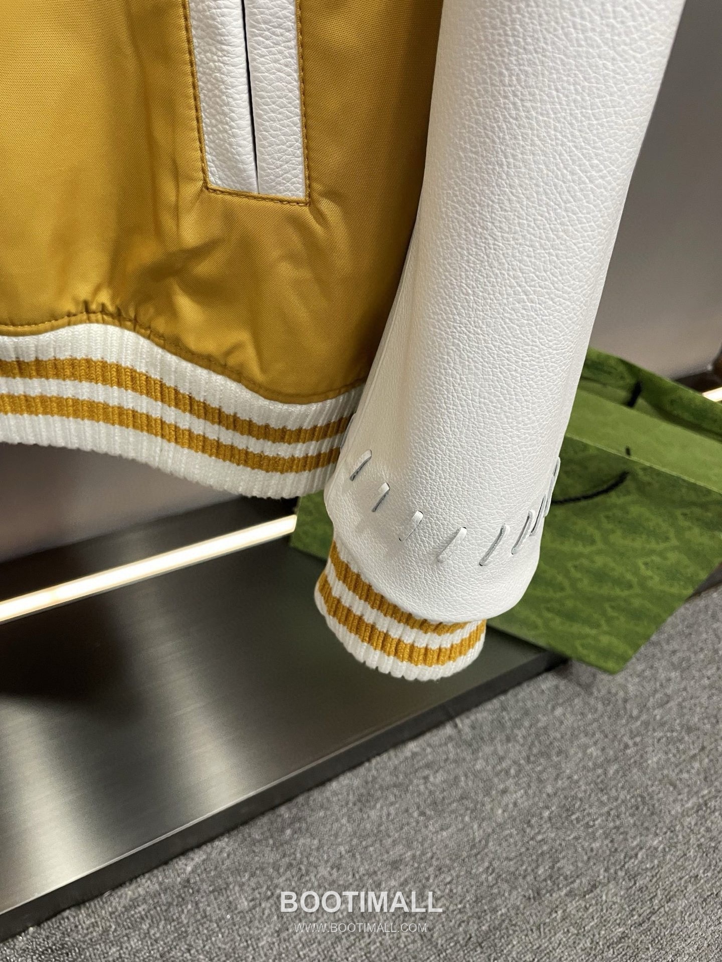 Louis Vuitton Leather Varsity Jacket Polyester Calfskin Lambskin Yellow 루이비통 가죽 바시티 재킷 폴리에스터 송아지가죽 양가죽 옐로우 27