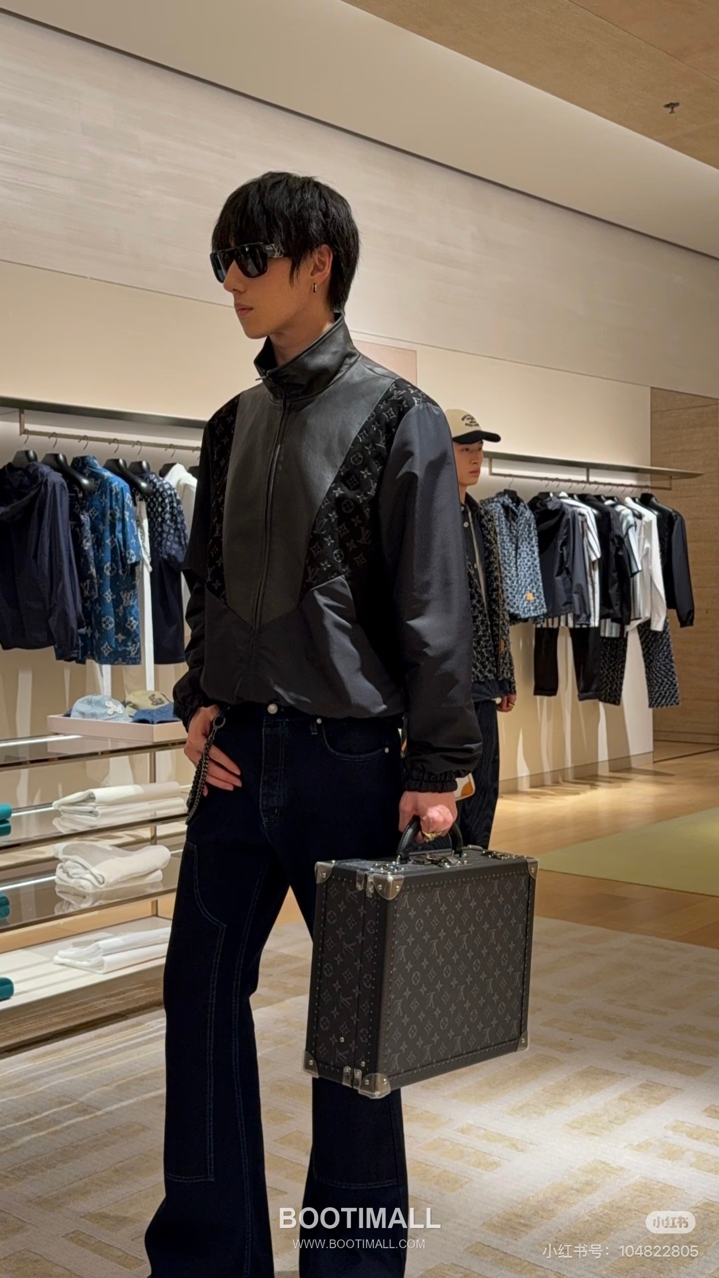 Louis Vuitton Lambskin Panel Jacket Lambskin, Polyester Black 루이비통 램스킨 패널 재킷 양가죽, 폴리에스터 블랙 2