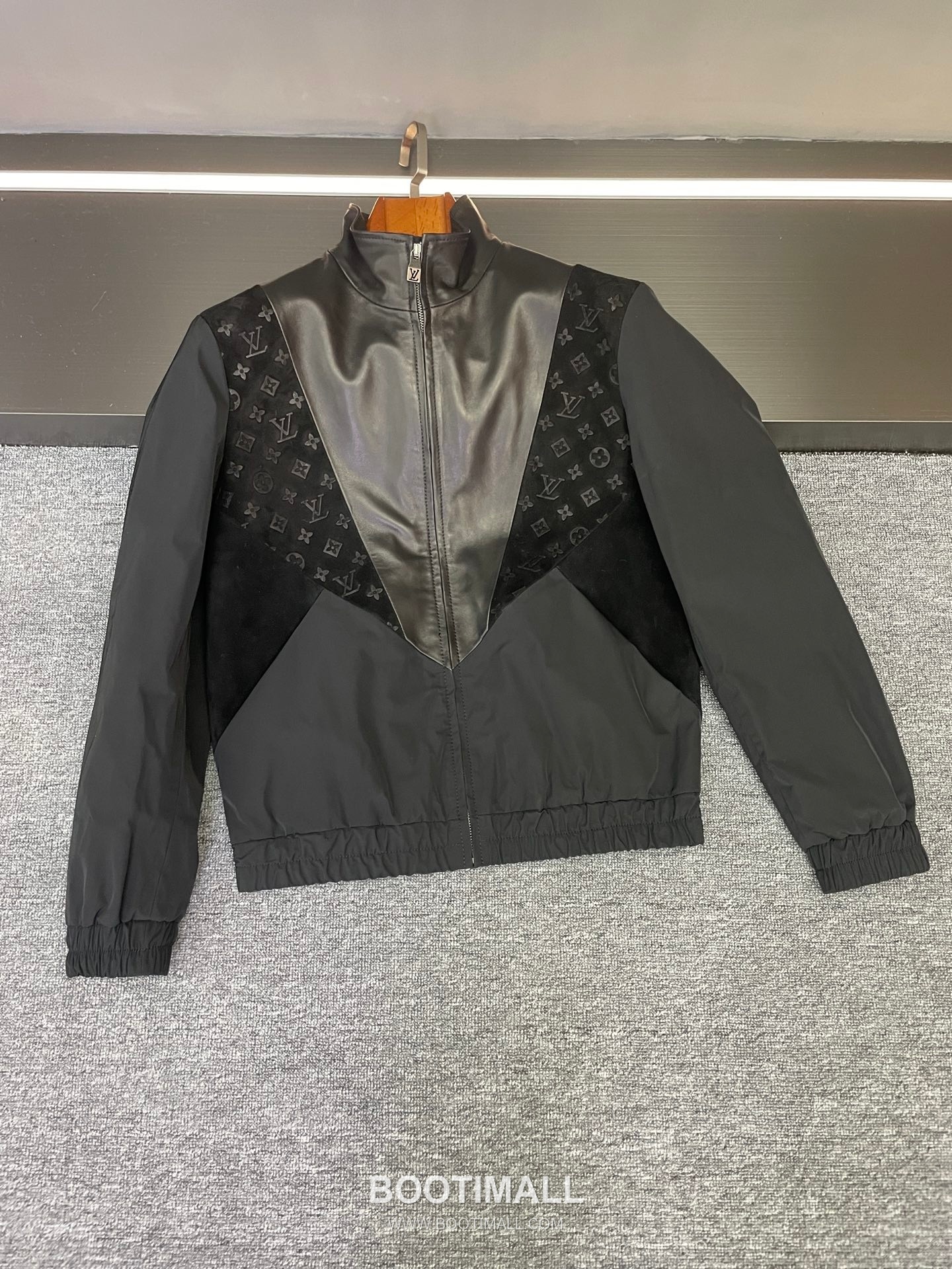 Louis Vuitton Lambskin Panel Jacket Lambskin, Polyester Black 루이비통 램스킨 패널 재킷 양가죽, 폴리에스터 블랙 7